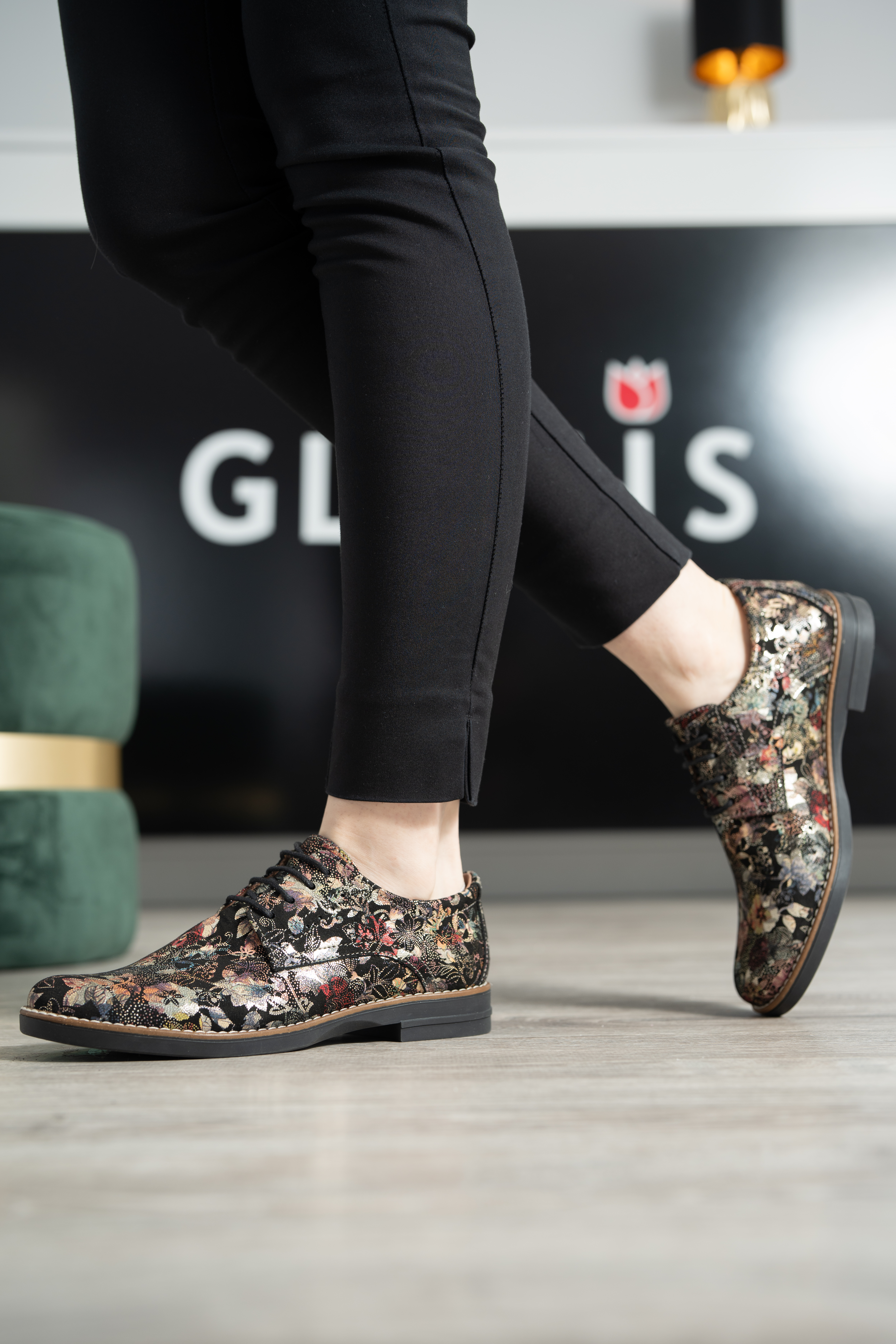 Pantofi casual dama, Glemis, piele naturala - Model: AN-1240-K, Culoare: Negru floral, Marime: 38 (24.7 cm)