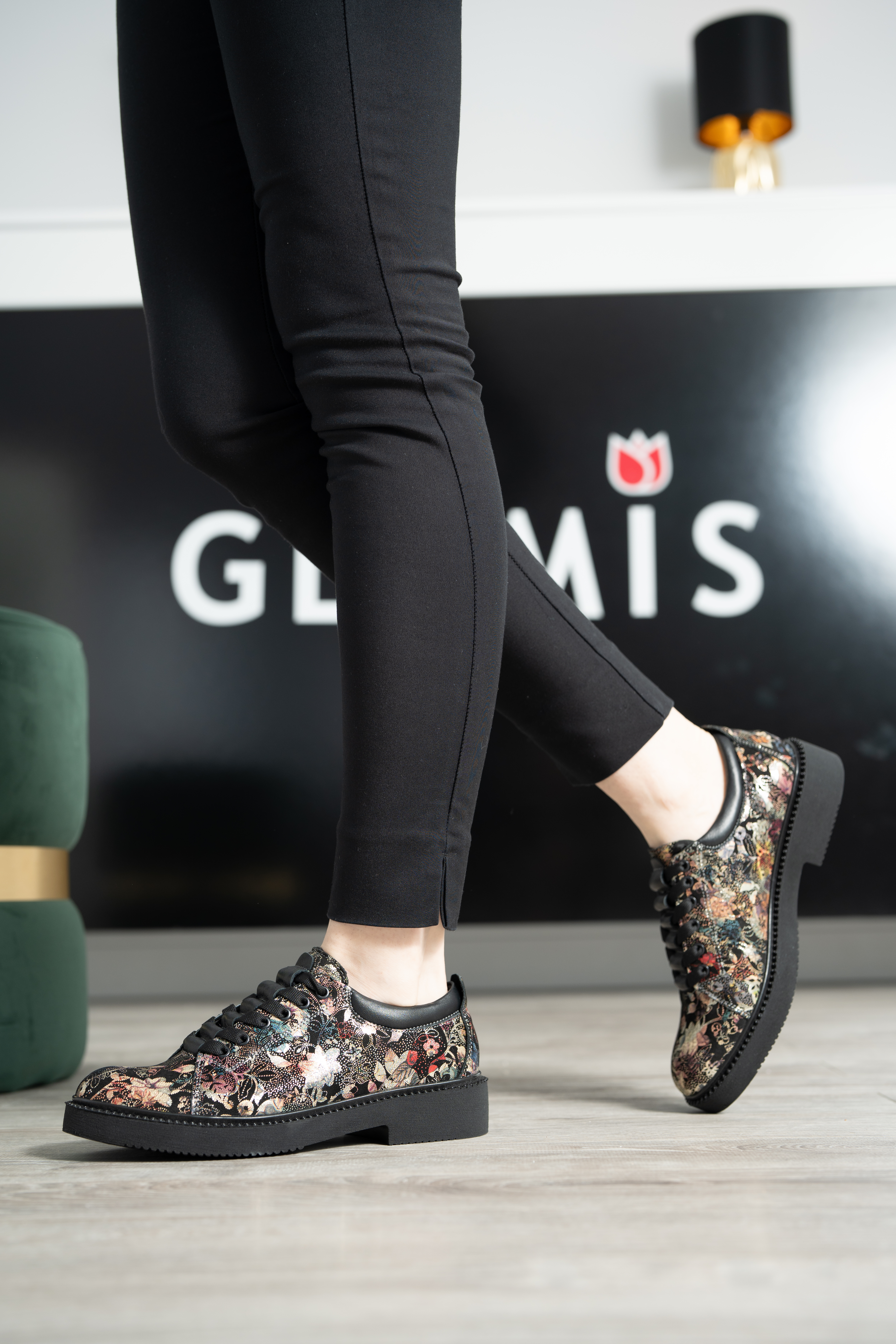 Pantofi casual dama, Glemis, piele naturala - Model: AN-1260-2, Culoare: Negru floral, Marime: 38 (24.9 cm)