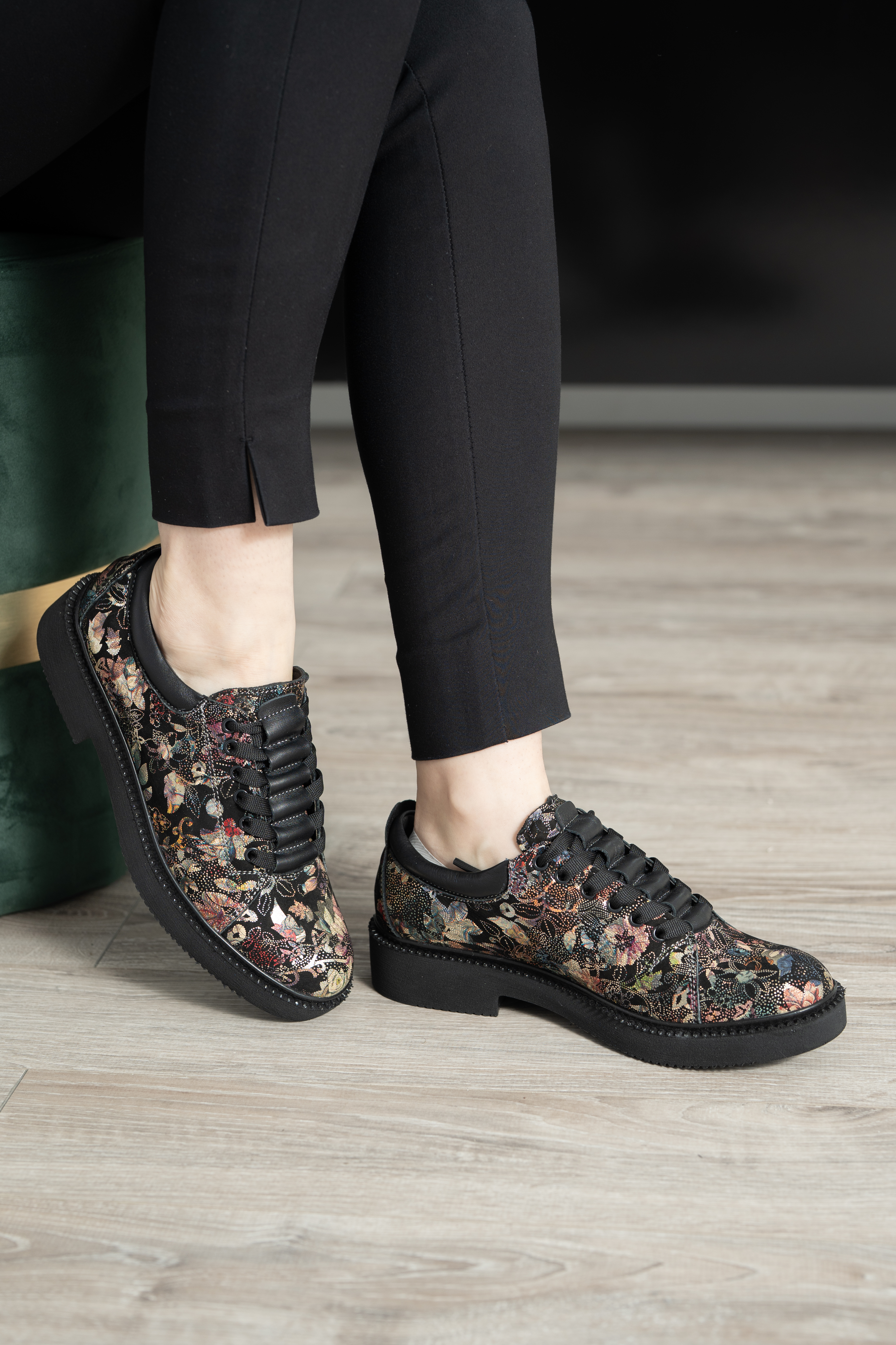 Pantofi casual dama, Glemis, piele naturala - Model: AN-1260-2, Culoare: Negru floral, Marime: 38 (24.9 cm)