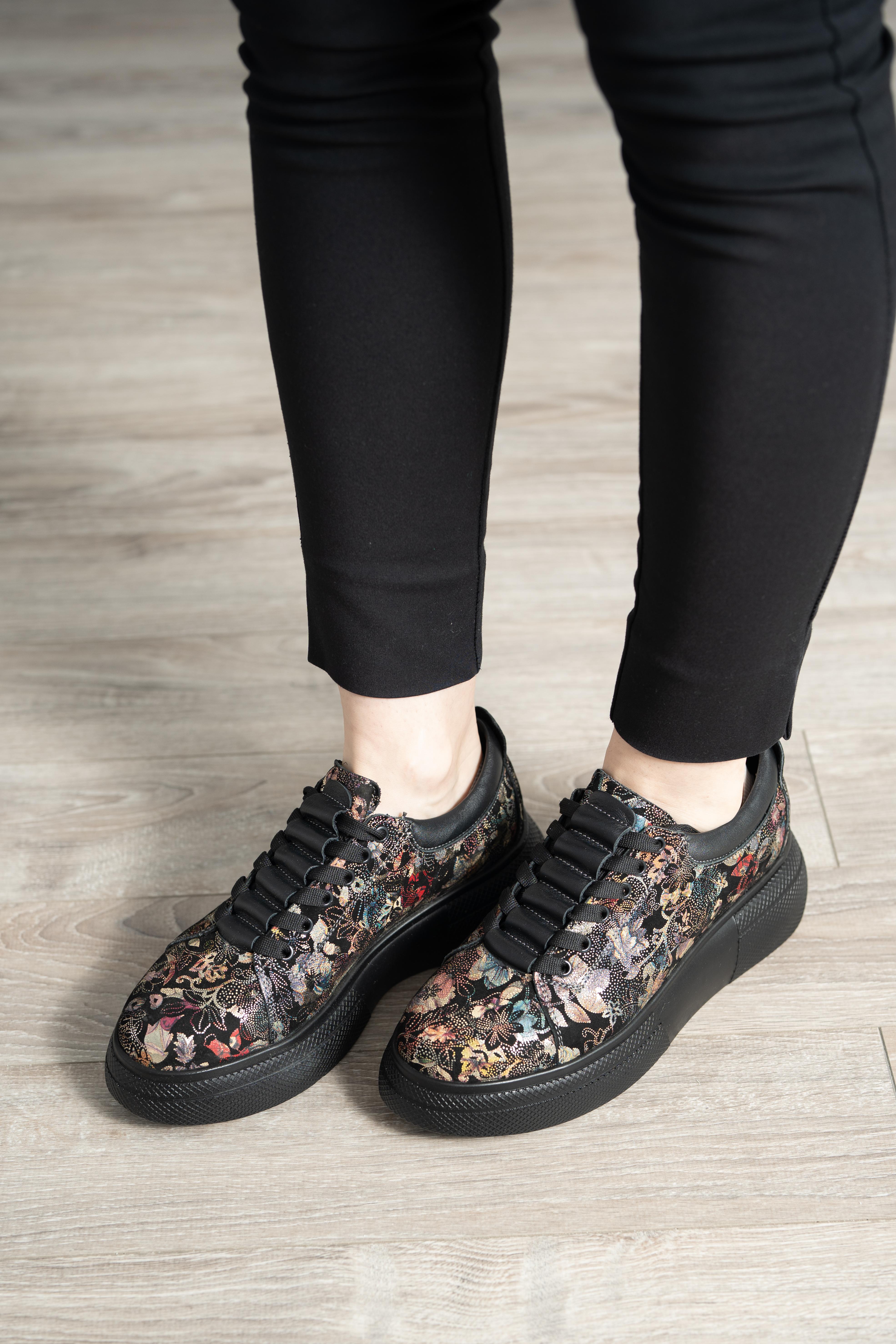 Pantofi casual dama, Glemis, piele naturala - Model: AN-1260-A, Culoare: Negru Floral, Marime: 38 (24.8 cm)