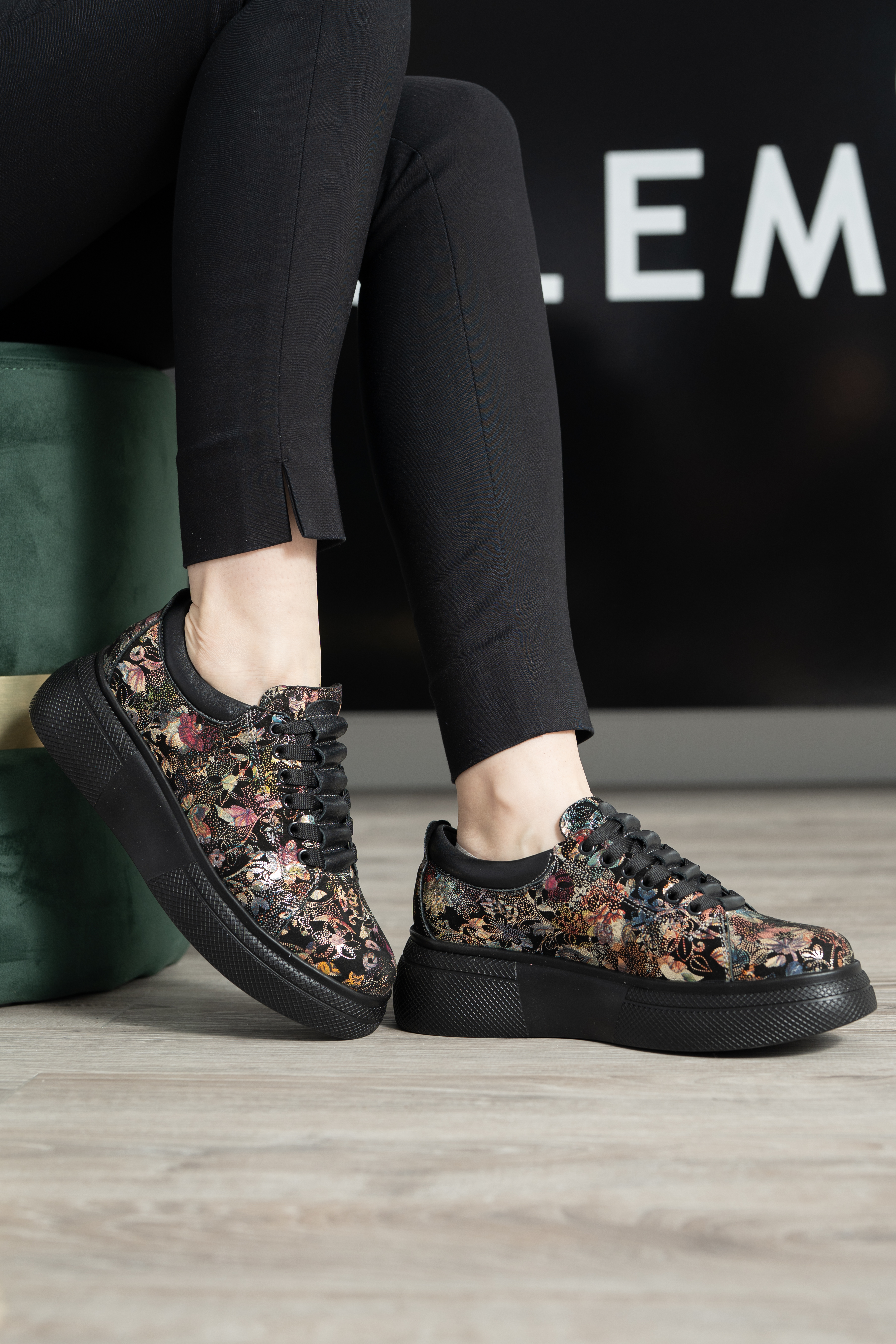 Pantofi casual dama, Glemis, piele naturala - Model: AN-1260-A, Culoare: Negru Floral, Marime: 38 (24.8 cm)