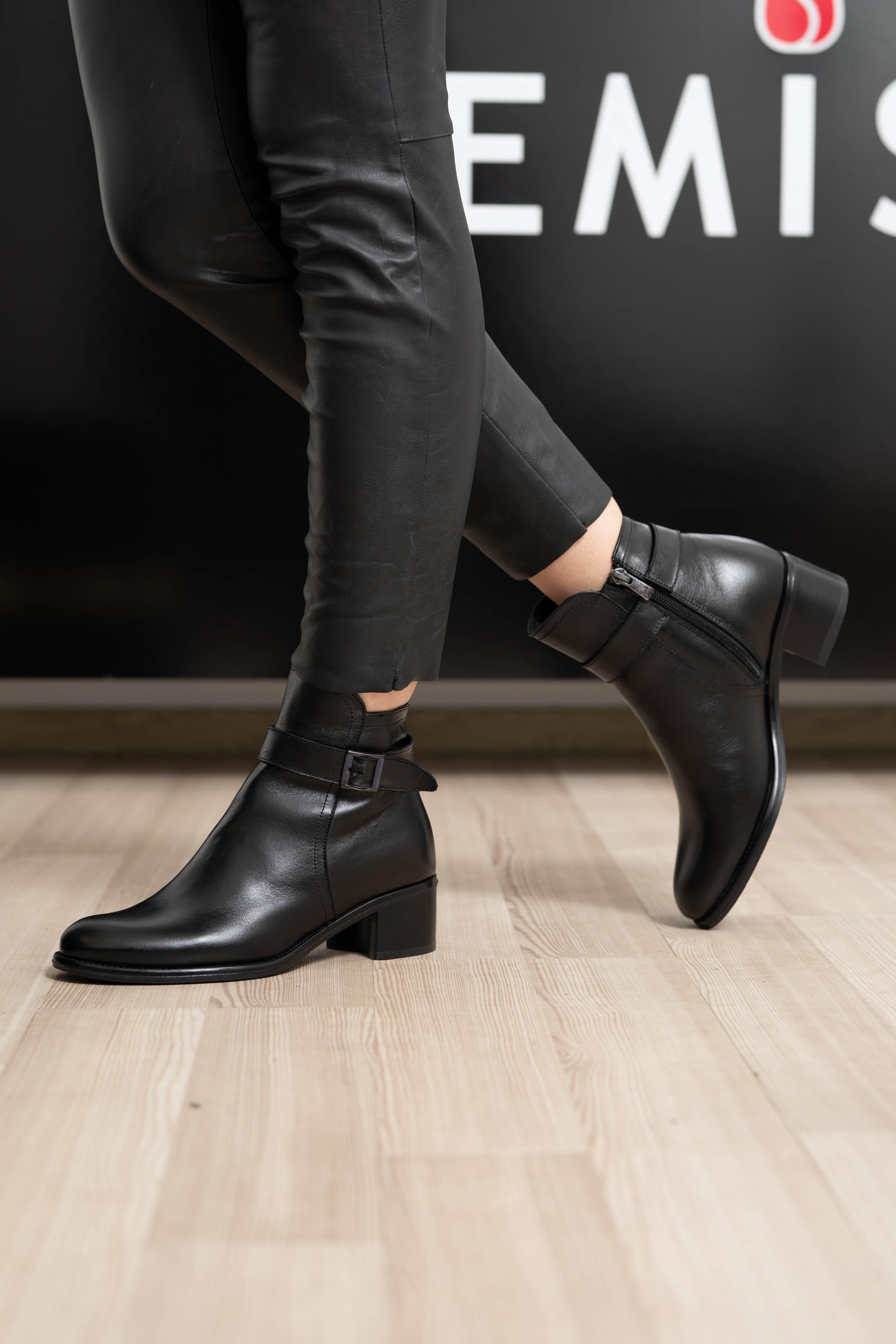 Ghete dama, Glemis, piele naturala - Cod: AS-2406, Culoare: Negru Box, Marime: 38 (25.4 cm)