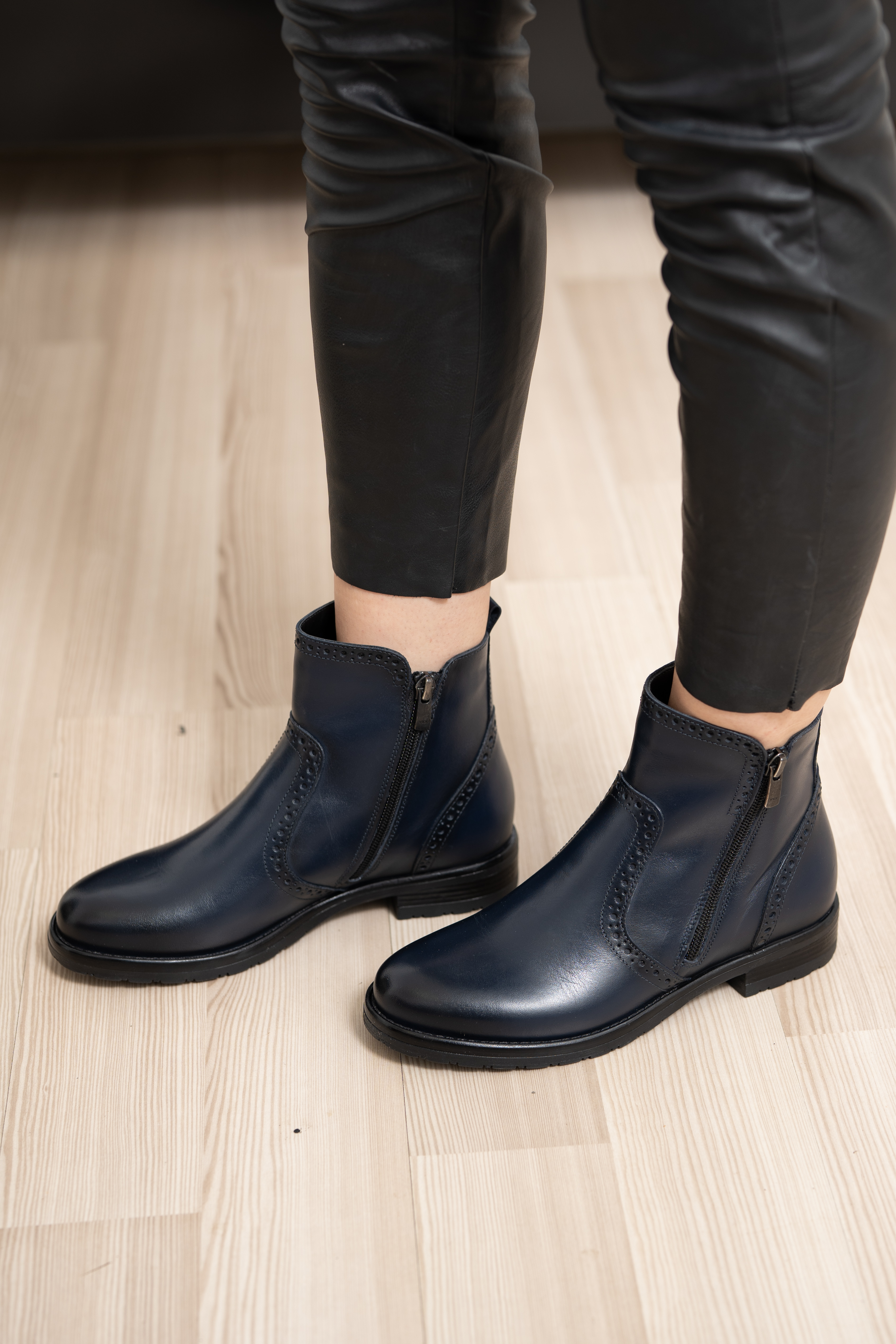 Ghete dama, Glemis, piele naturala - Cod: AS-2442, Culoare: Blue Box, Marime: 38 (25.2 cm)