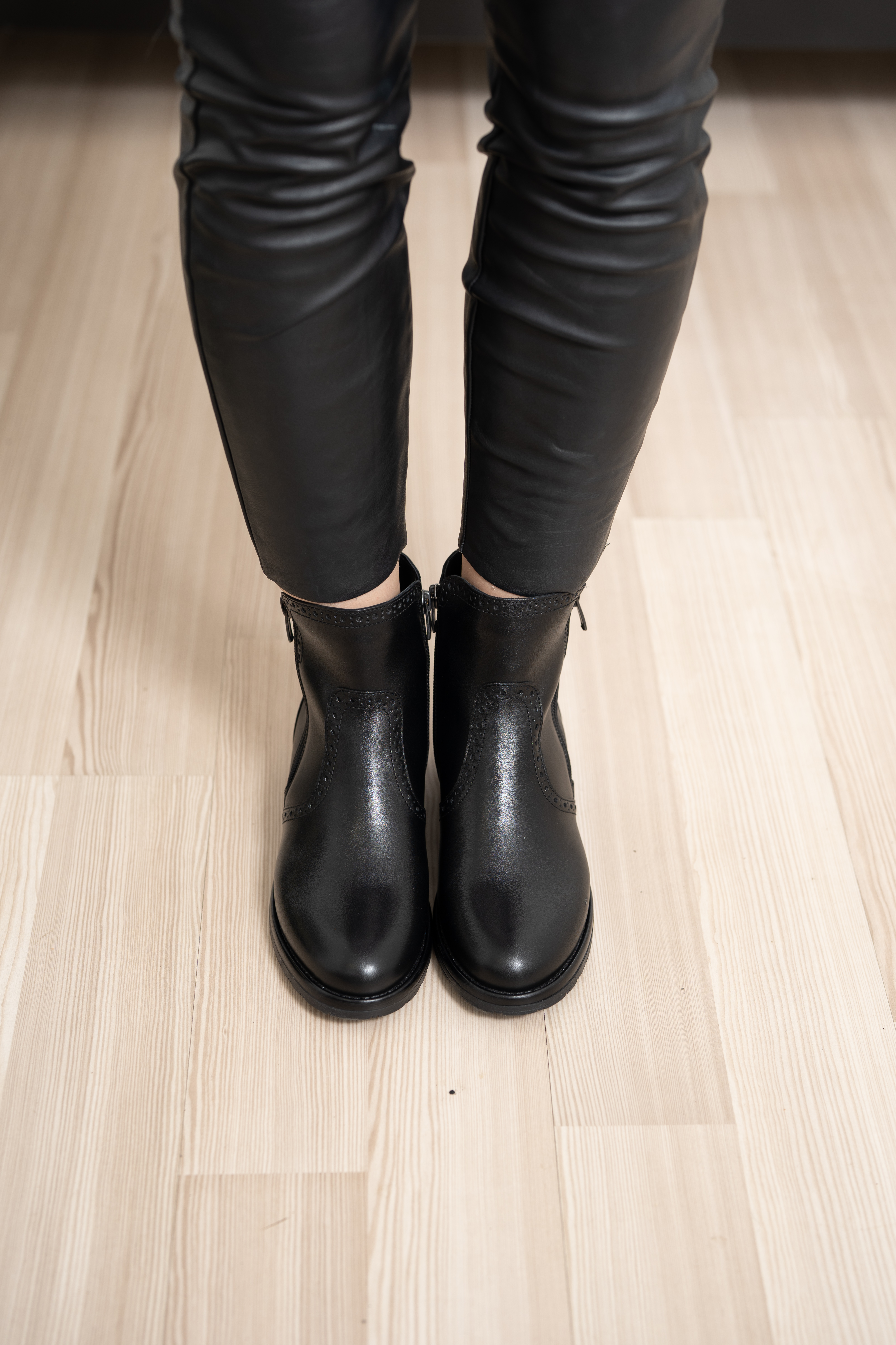 Ghete dama, Glemis, piele naturala - Cod: AS-2442, Culoare: Negru Box, Marime: 39 (26 cm)