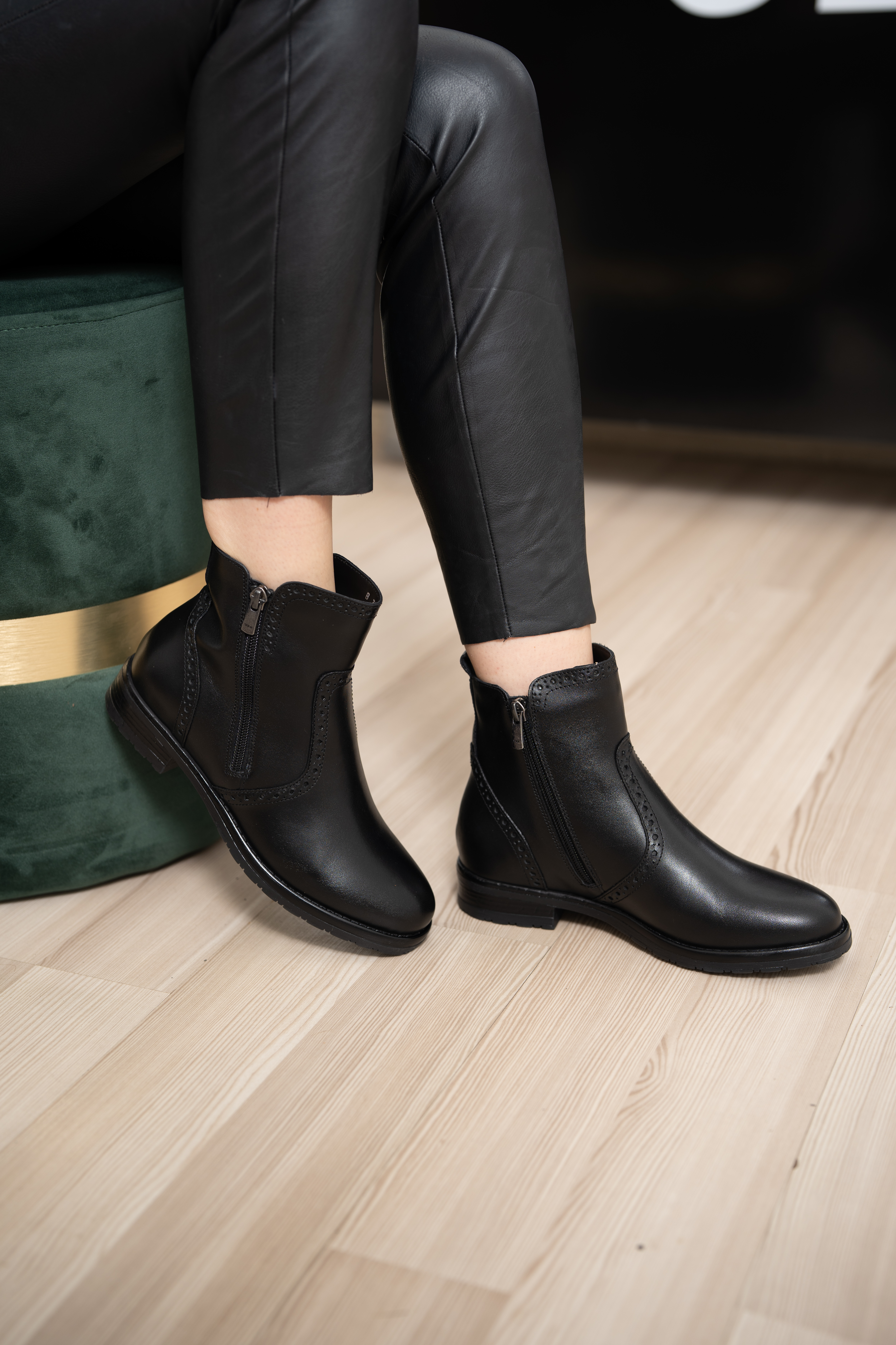 Ghete dama, Glemis, piele naturala - Cod: AS-2442, Culoare: Negru Box, Marime: 39 (26 cm)