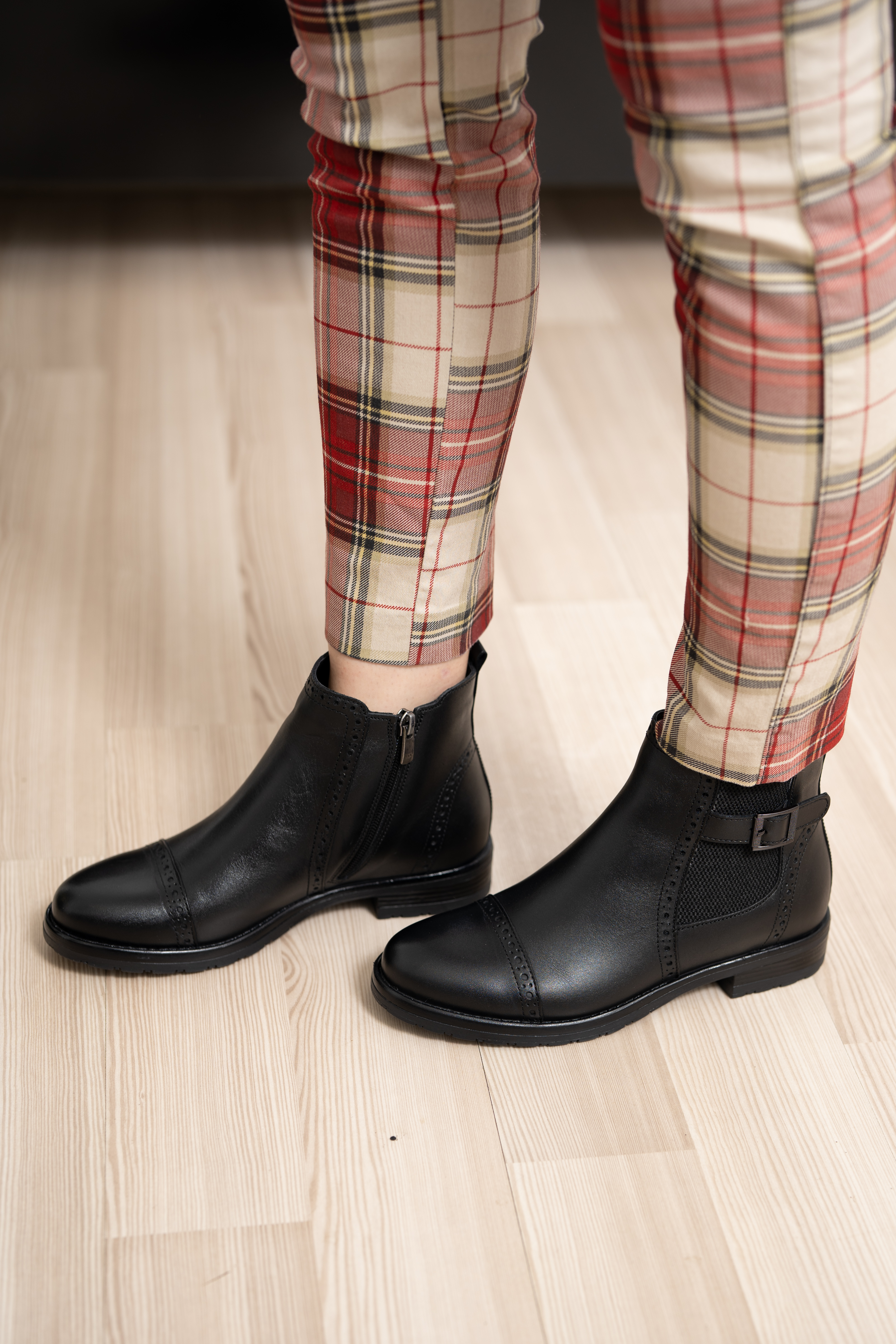 Ghete dama, Glemis, piele naturala - Cod: AS-2445, Culoare: Negru Box, Marime: 38 (25.2 cm)