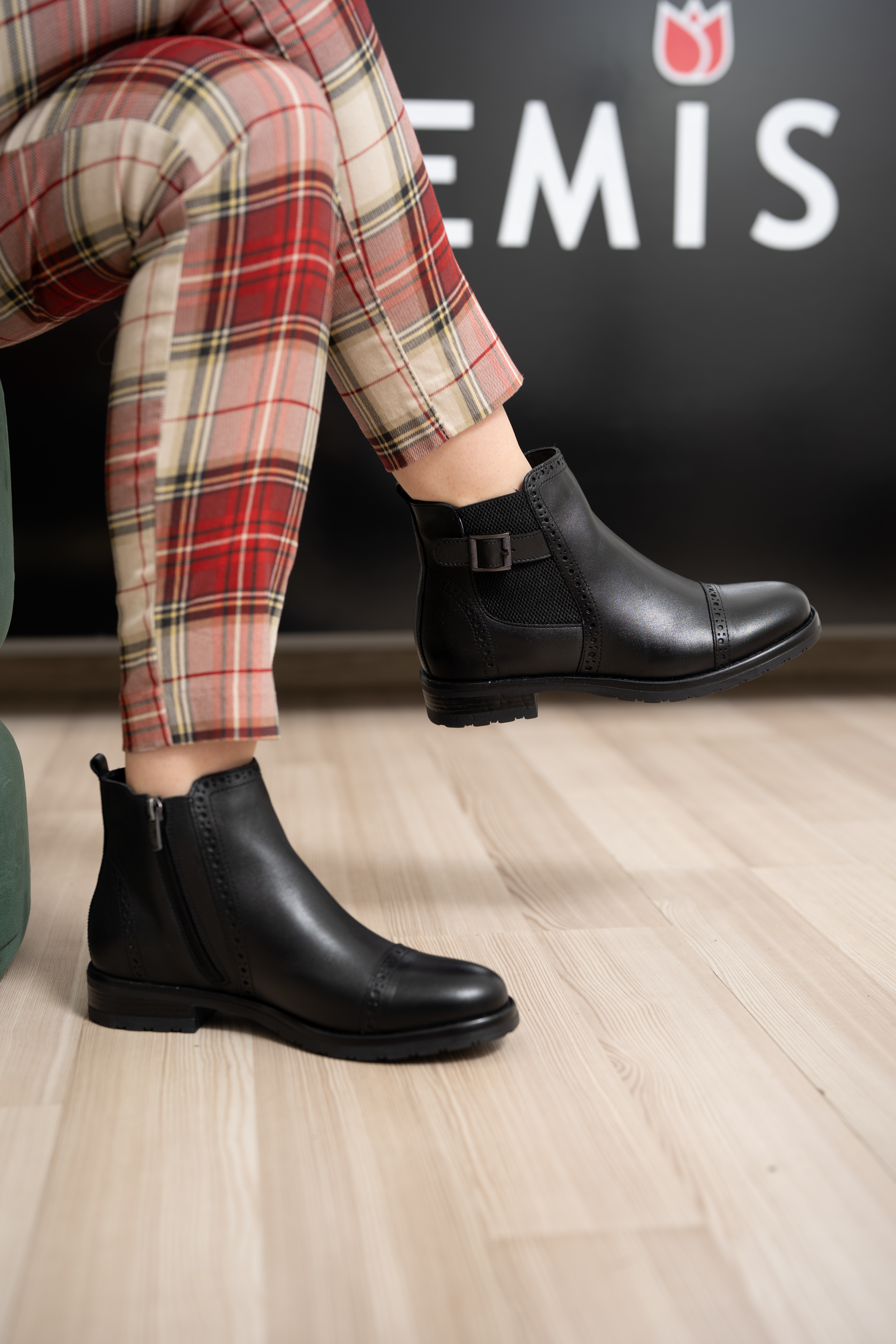 Ghete dama, Glemis, piele naturala - Cod: AS-2445, Culoare: Negru Box, Marime: 38 (25.2 cm)