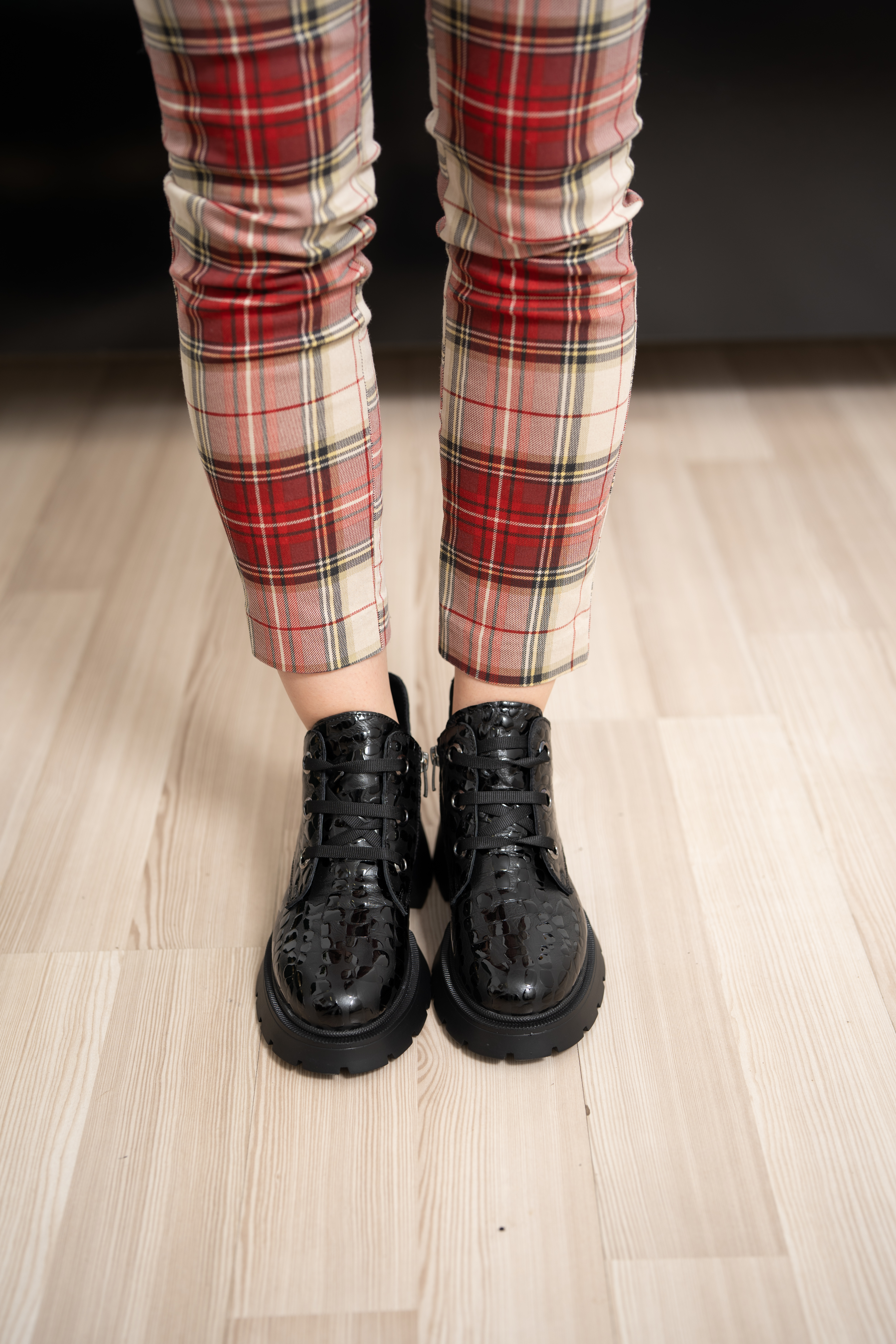 Ghete dama calapod lat, Glemis, piele naturala - Cod: AS-2462, Culoare: Negru Lac, Marime: 38 (25.2 cm)