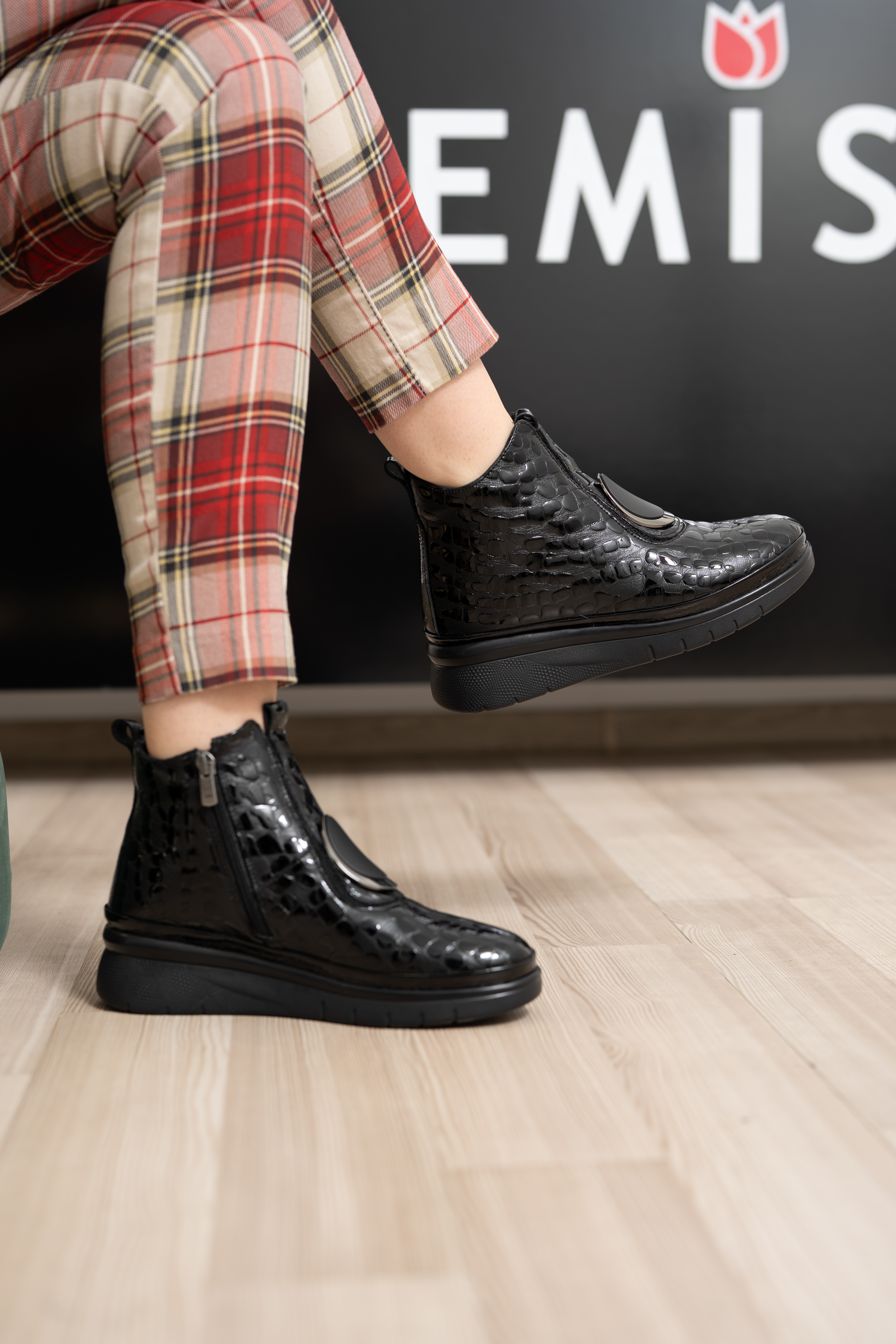 Ghete dama, Glemis, piele naturala - Cod: AS-2508, Culoare: Negru Box Lac, Marime: 38 (24.8 cm)