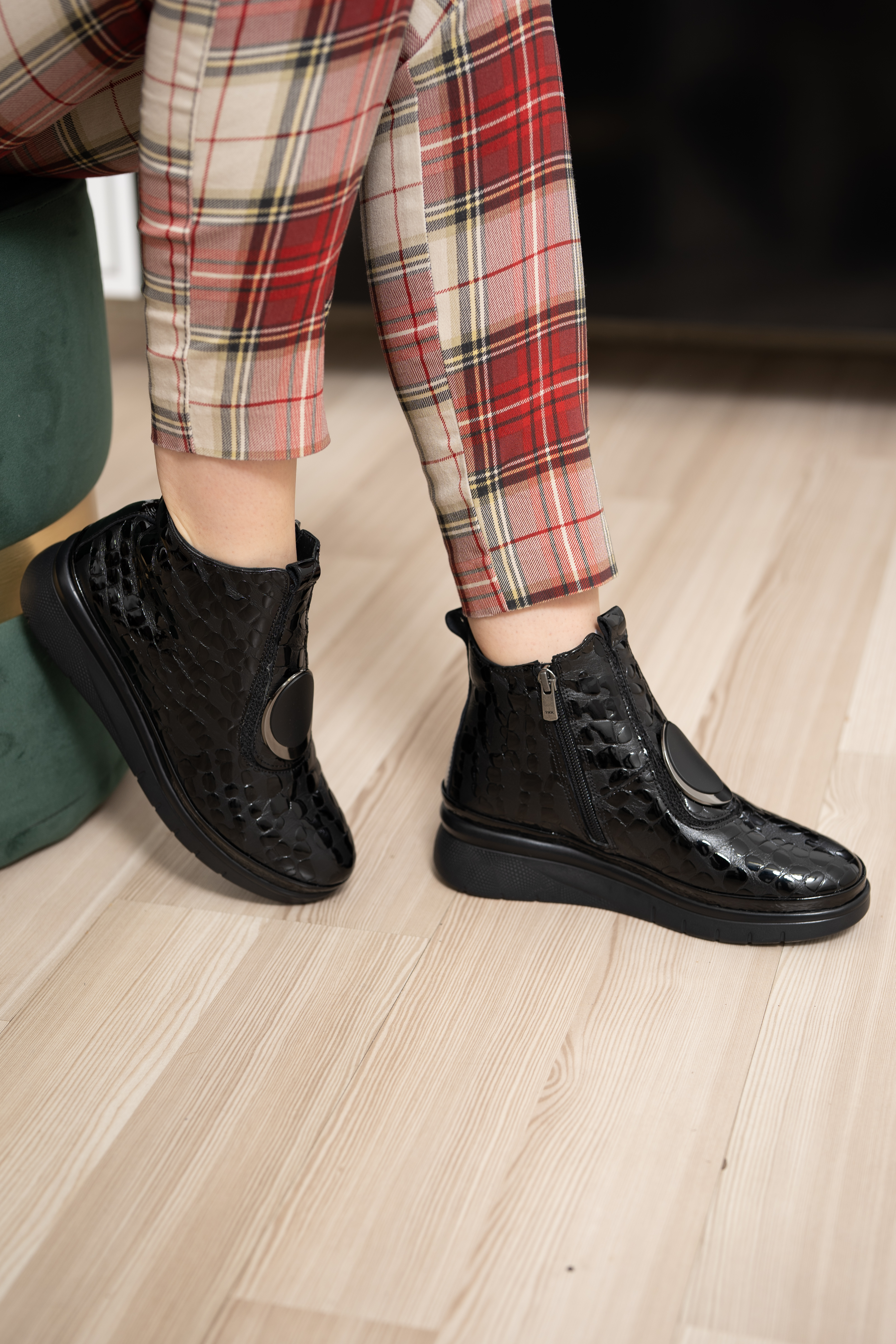 Ghete dama, Glemis, piele naturala - Cod: AS-2508, Culoare: Negru Box Lac, Marime: 38 (24.8 cm)