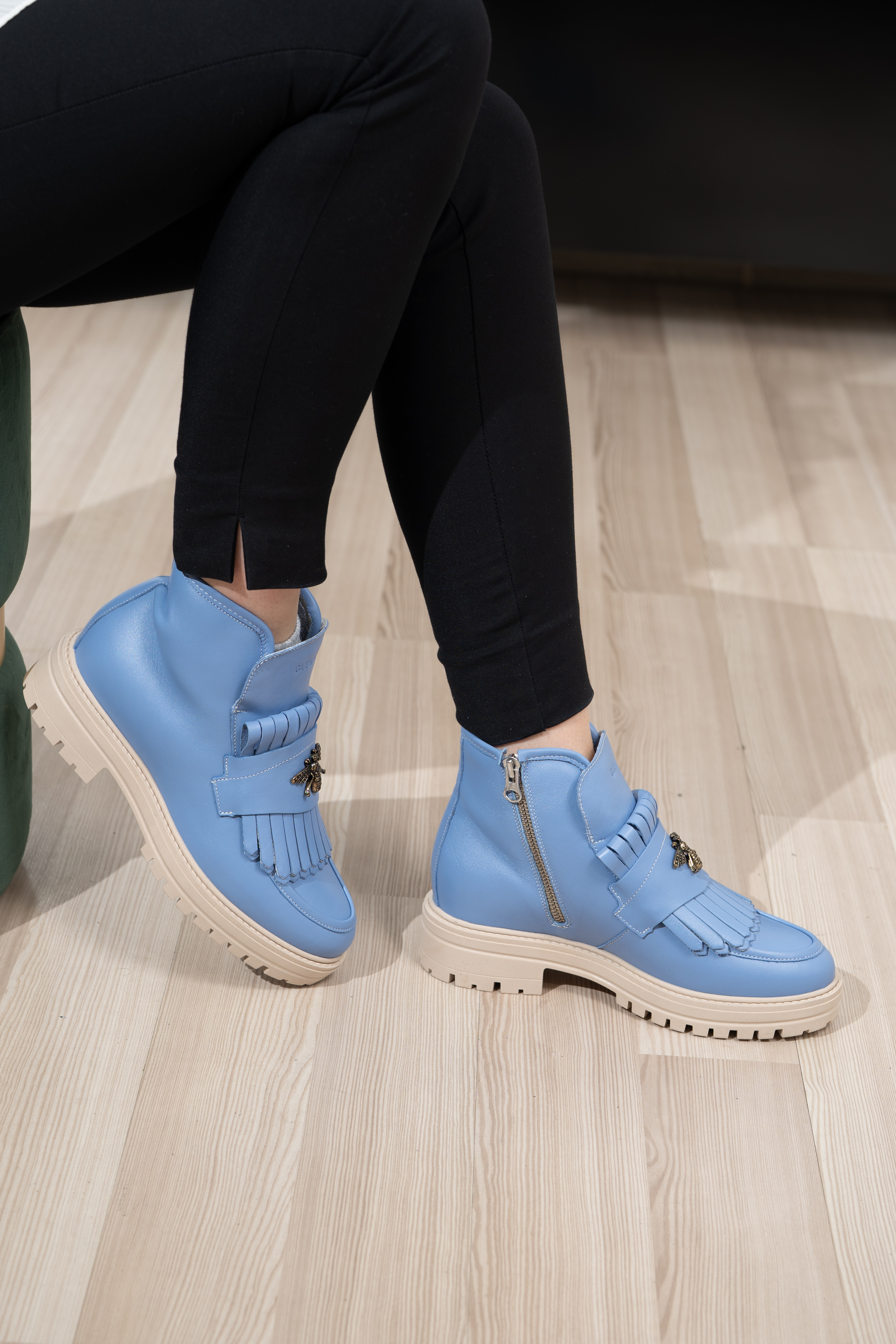 Ghete dama calapod normal, Glemis, piele naturala - Model: Stupina, Culoare: Albastru Box, Marime: 40 (26.6 cm