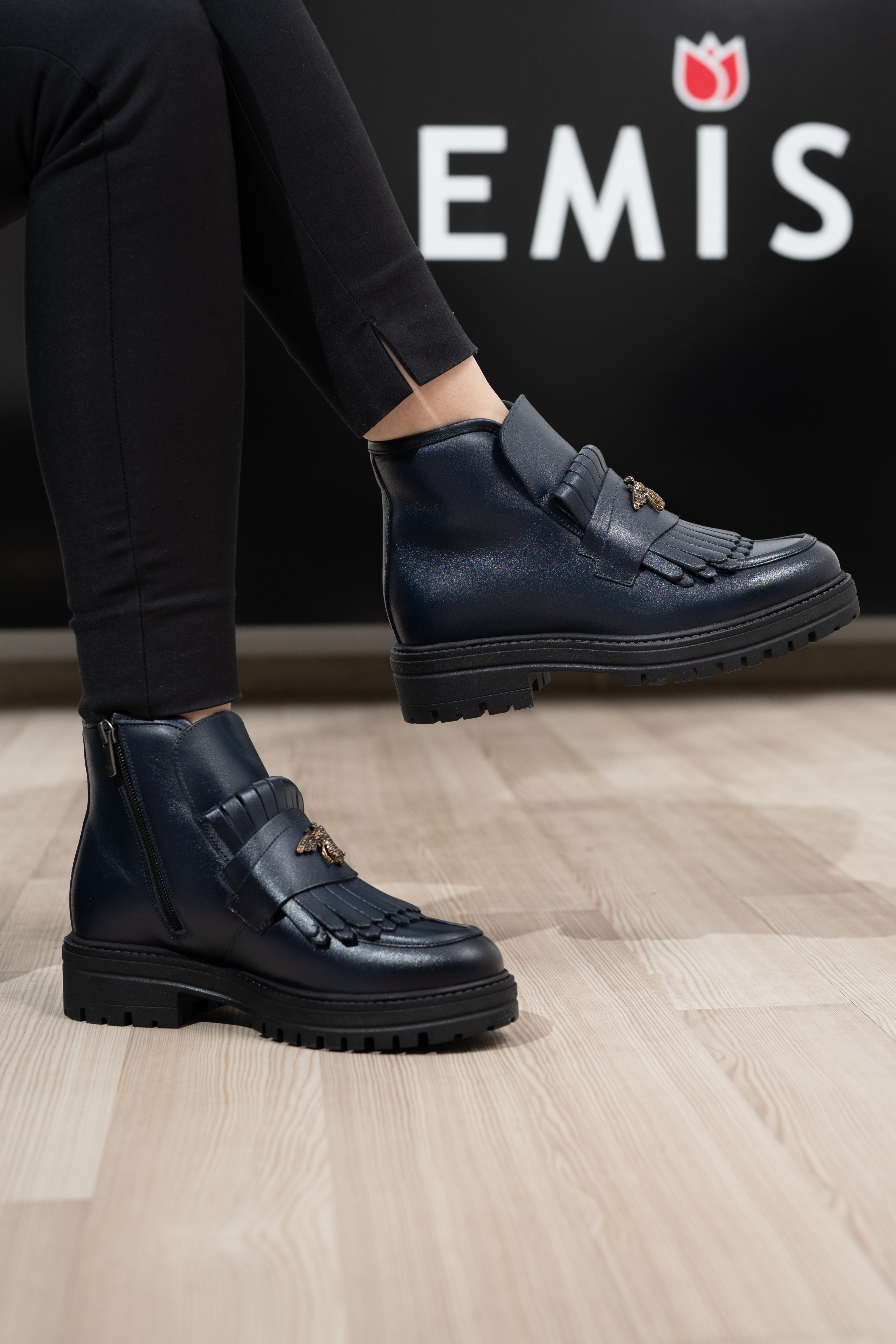 Ghete dama calapod normal, Glemis, piele naturala - Model: Stupina, Culoare: Blue Box, Marime: 38 (25 cm)