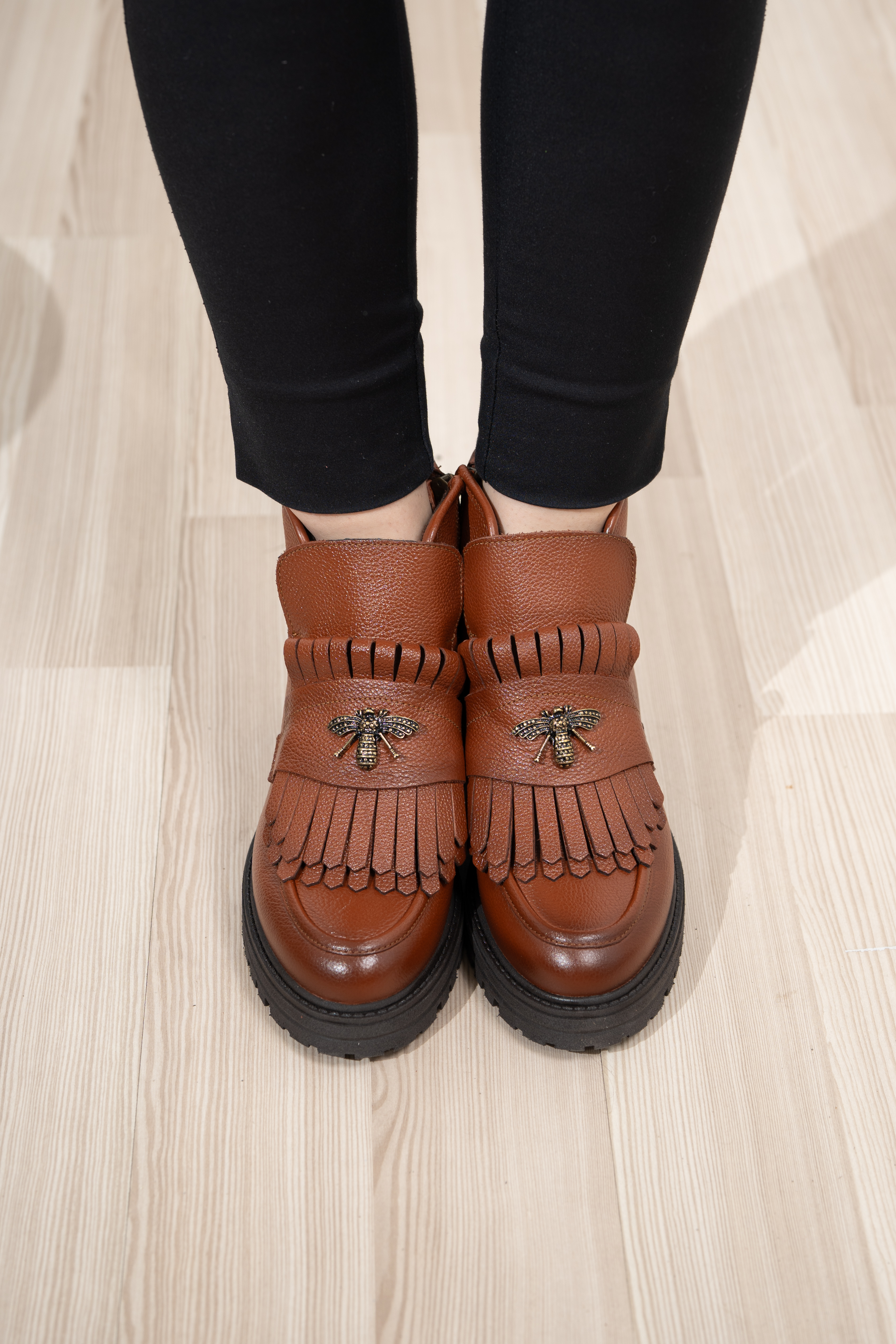 Ghete dama calapod normal, Glemis, piele naturala - Model: Stupina, Culoare: Maro Bizon, Marime: 38 (25 cm)