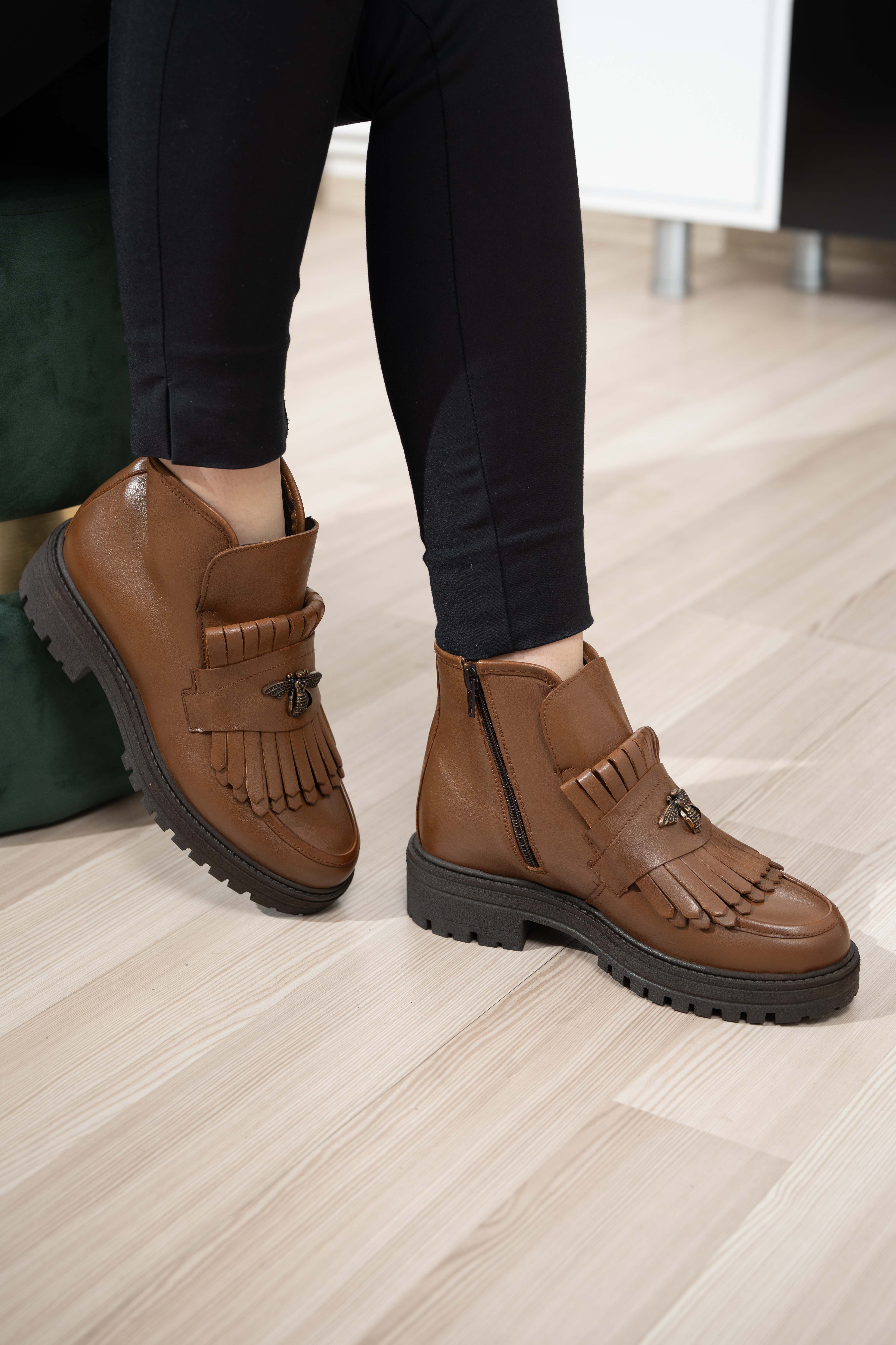 Ghete dama calapod normal, Glemis, piele naturala - Model: Stupina, Culoare: Maro Box, Marime: 38 (25 cm)