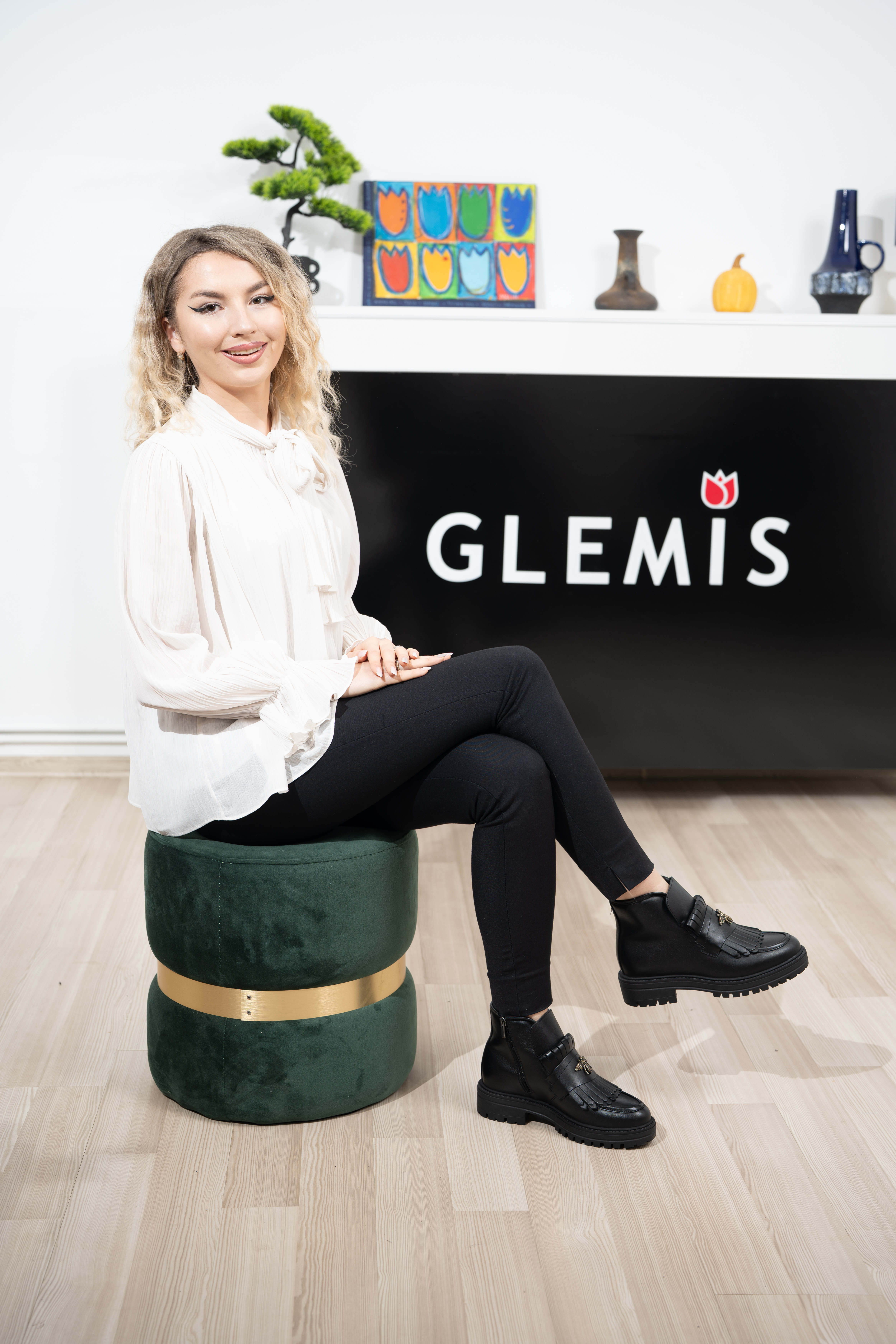 Ghete dama calapod normal, Glemis, piele naturala - Model: Stupina, Culoare: Negru Box, Marime: 38 (25 cm)