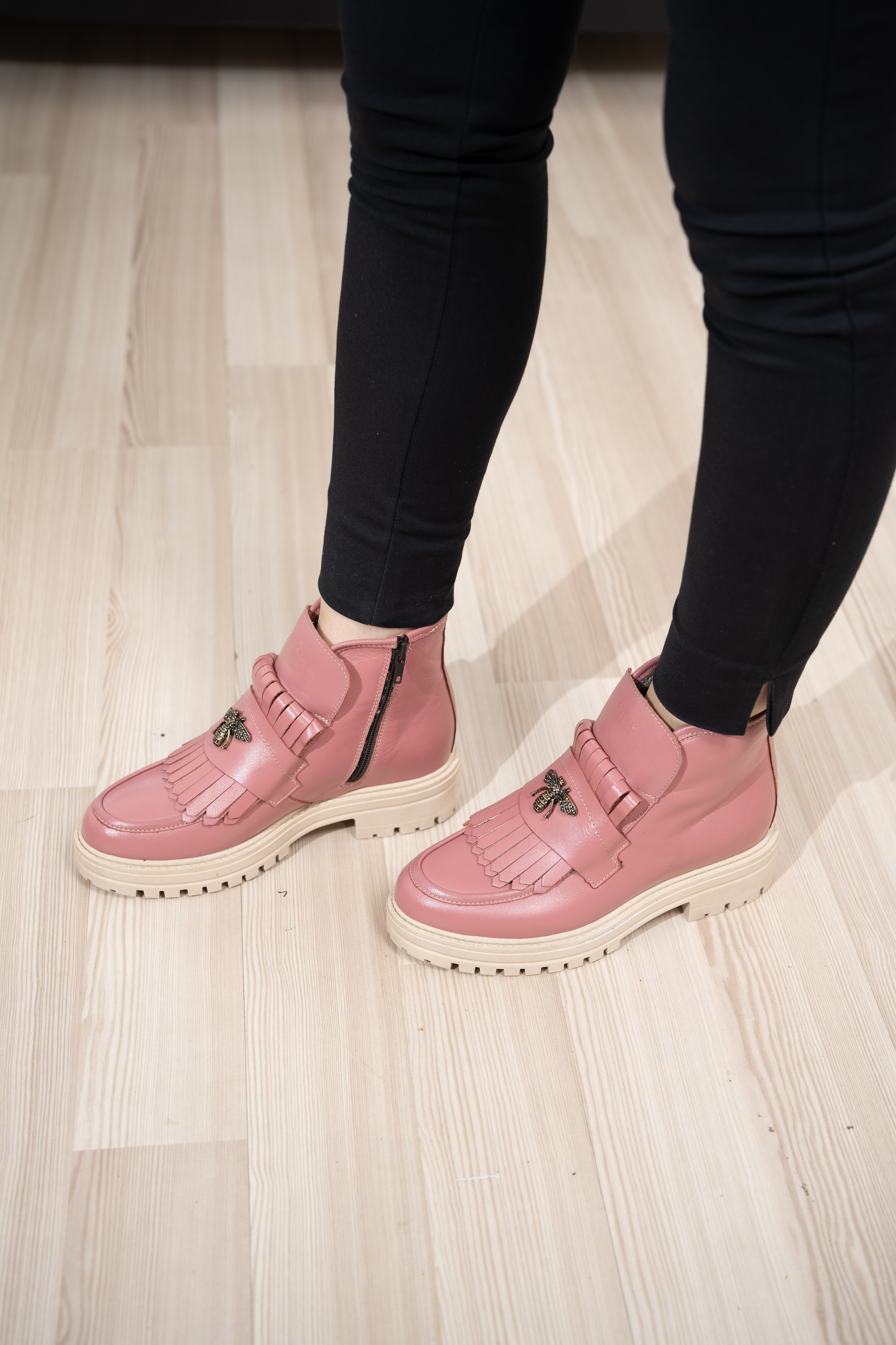 Ghete dama calapod normal, Glemis, piele naturala - Model: Stupina, Culoare: Roz Box, Marime: 38 (25 cm)