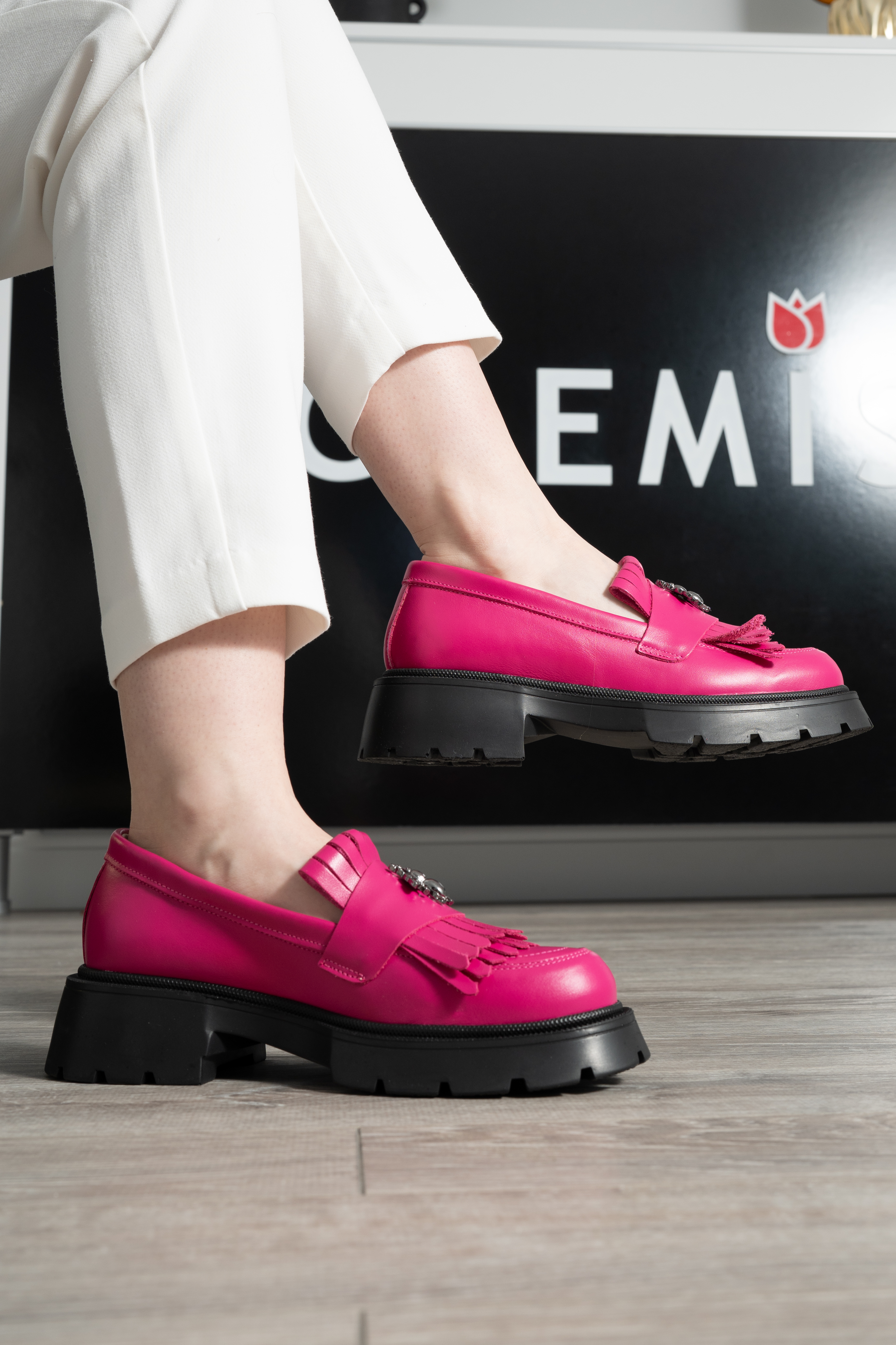 Mocasini dama, Glemis, piele naturala - Cod: 655, Culoare: Magenta, Talpa: Neagra, Marime: 38