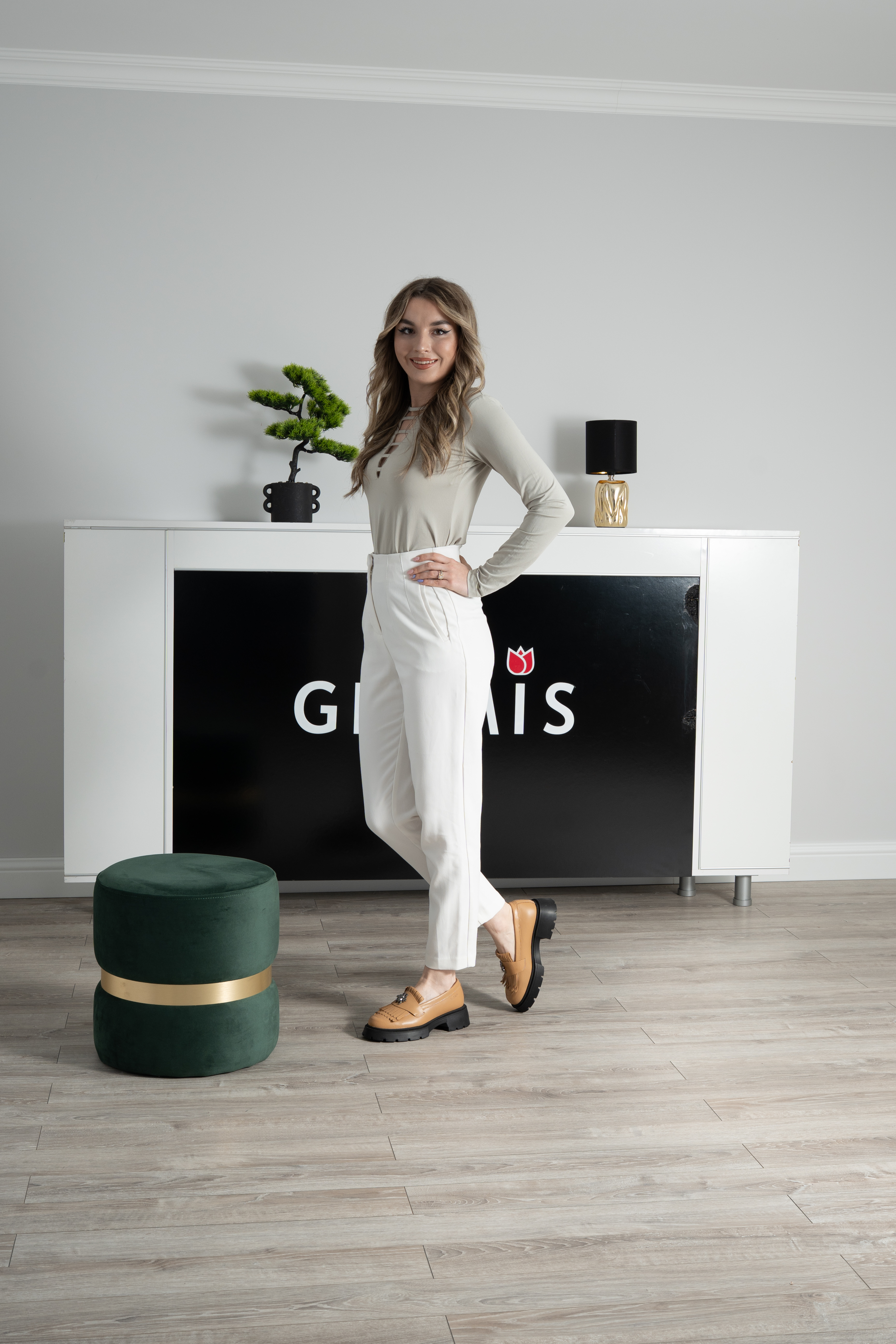 Mocasini dama, Glemis, piele naturala - Cod: 655, Culoare: Maro, Talpa: Neagra, Marime: 38