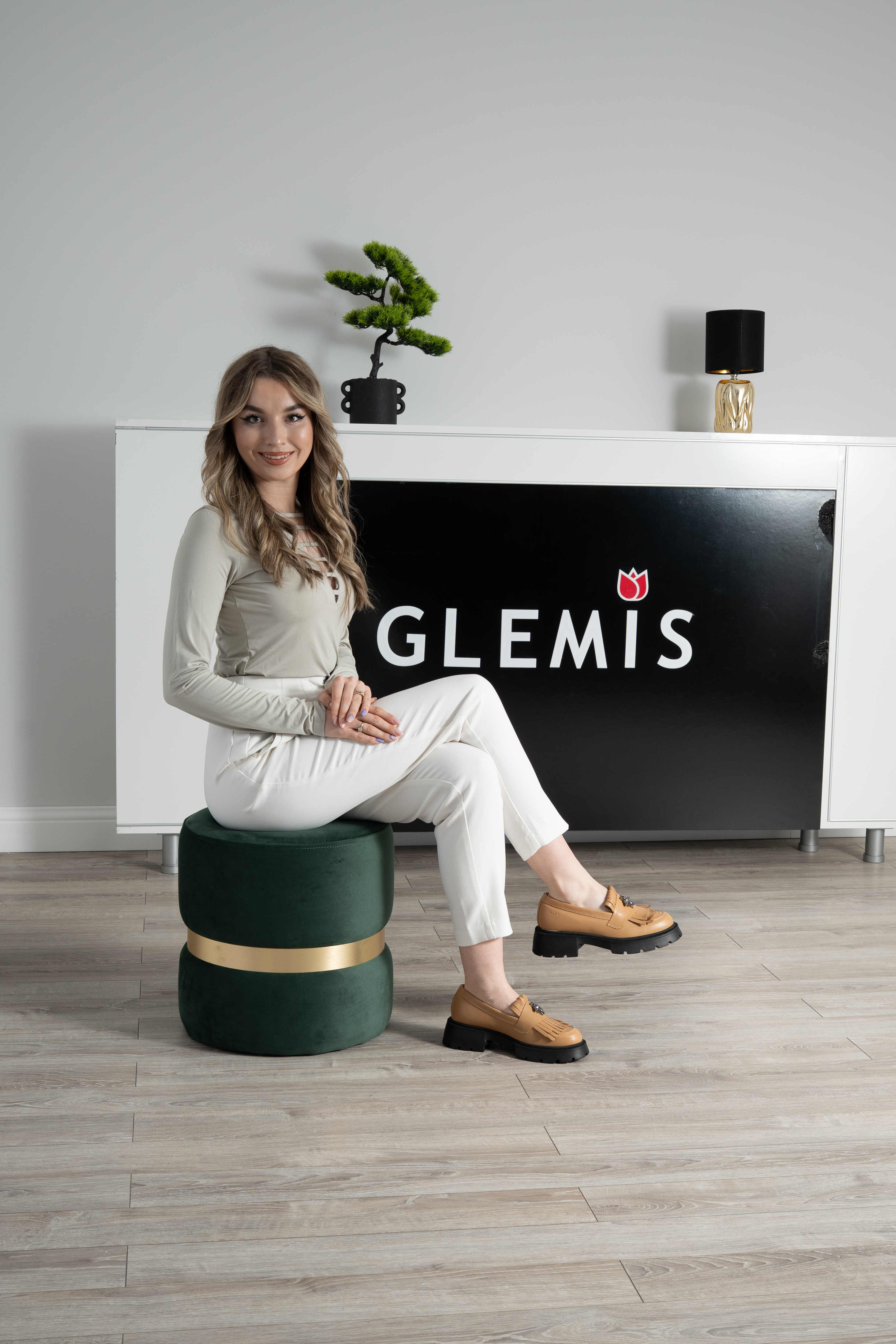 Mocasini dama, Glemis, piele naturala - Cod: 655, Culoare: Maro, Talpa: Neagra, Marime: 38