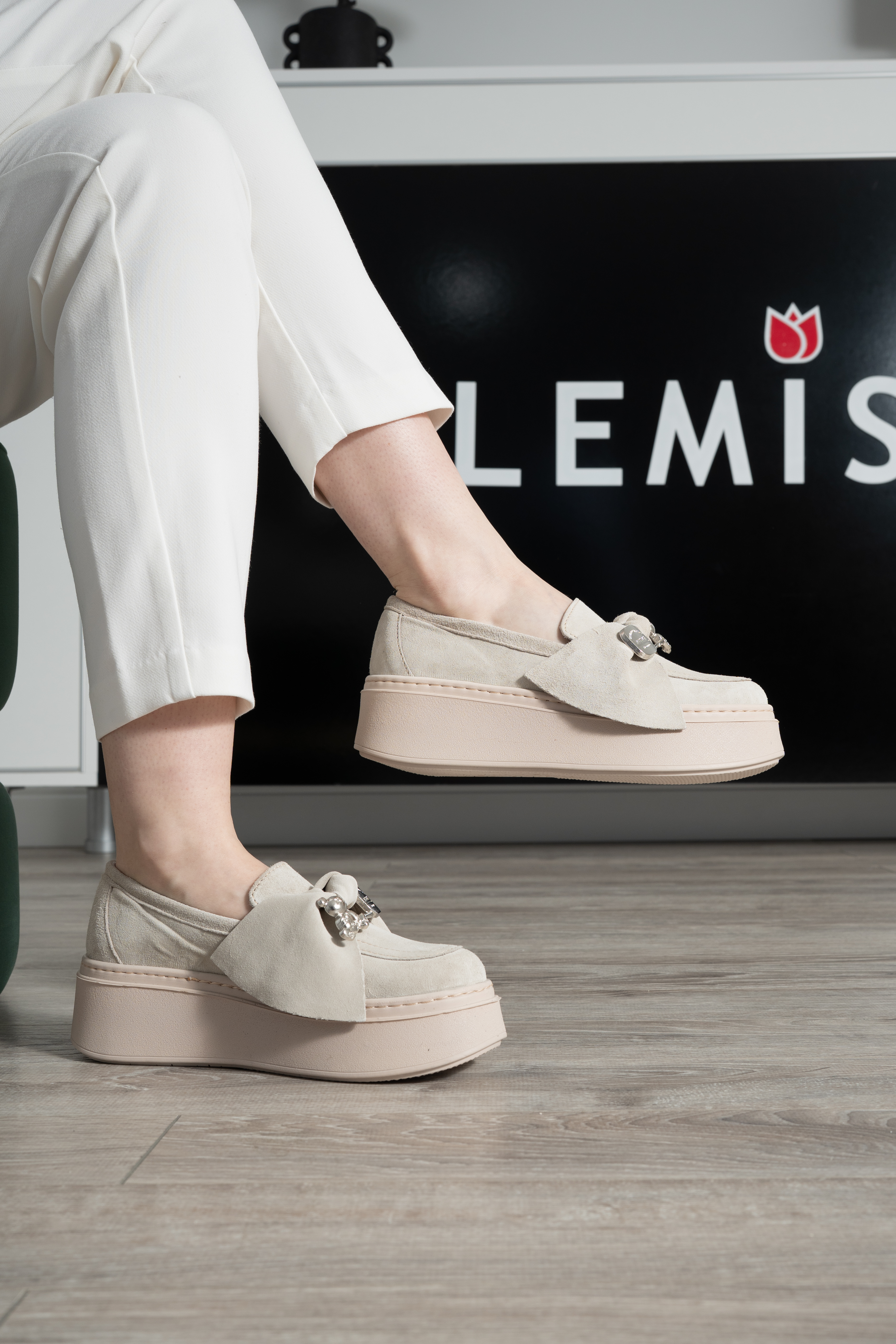 Pantofi dama, Glemis, piele naturala intoarsa - Model: IB-2635, Culoare: Bej, Marime: 38 (25 cm)