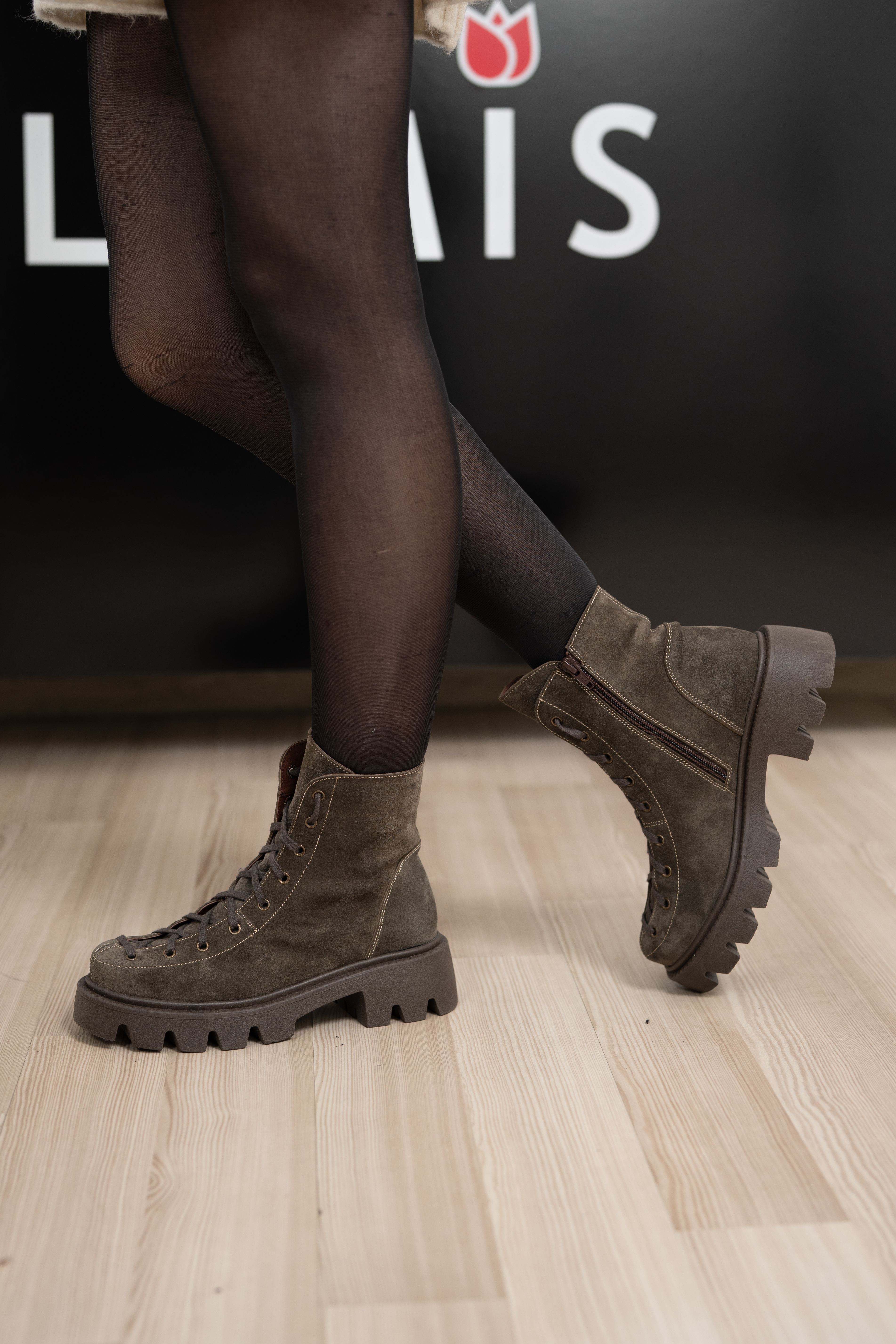 Ghete dama, Glemis, piele naturala - Cod: IB-4050, Culoare: Maro Velur, Marime: 38 (24.8 cm)