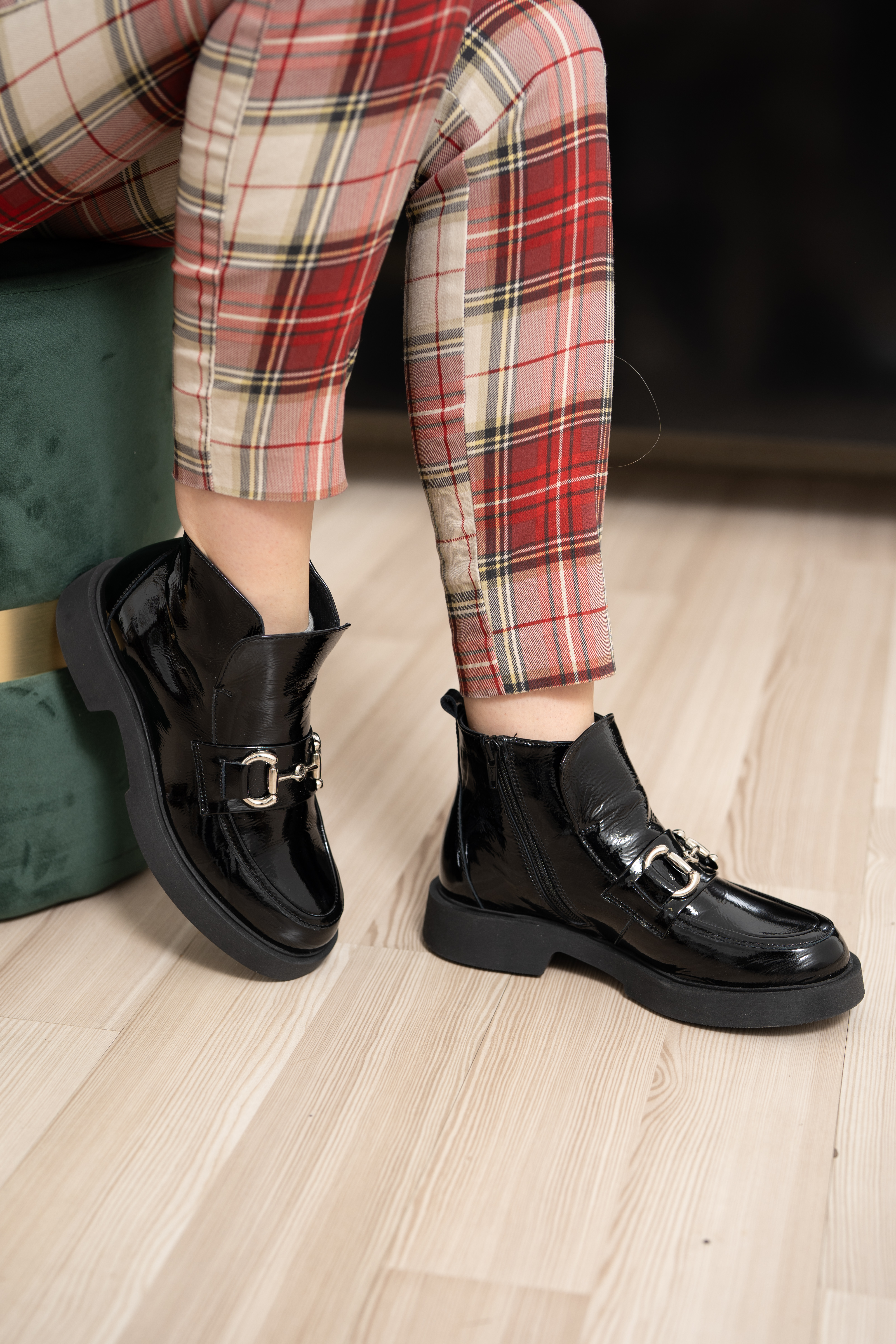 Ghete dama, Glemis, piele naturala - Cod: IB-4100, Culoare: Negru Lac, Marime: 38 (24.8 cm)