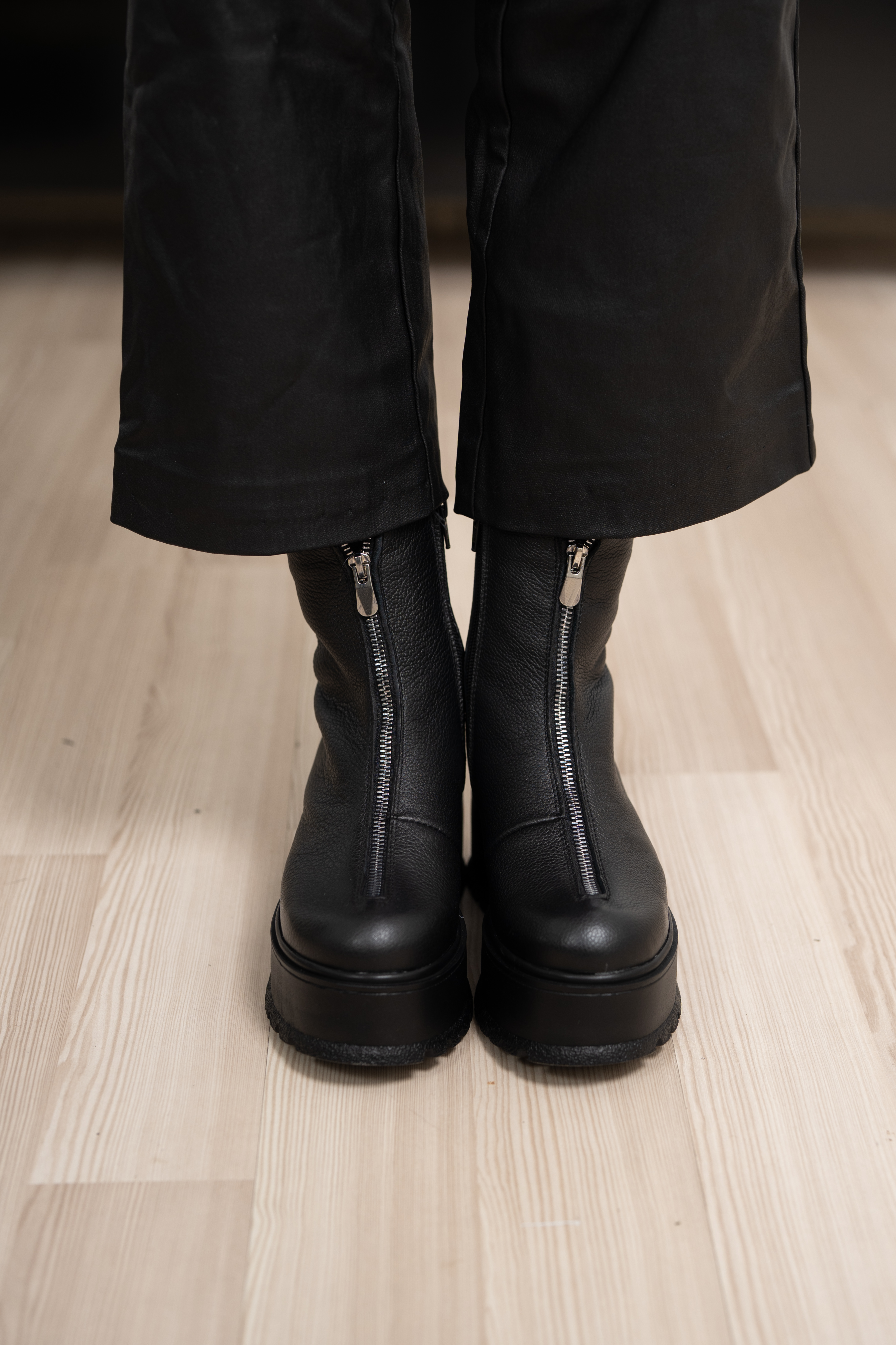 Ghete dama, Glemis, piele naturala - Cod: IB-765, Culoare: Negru Bizon, Marime: 38 (24.2 cm)