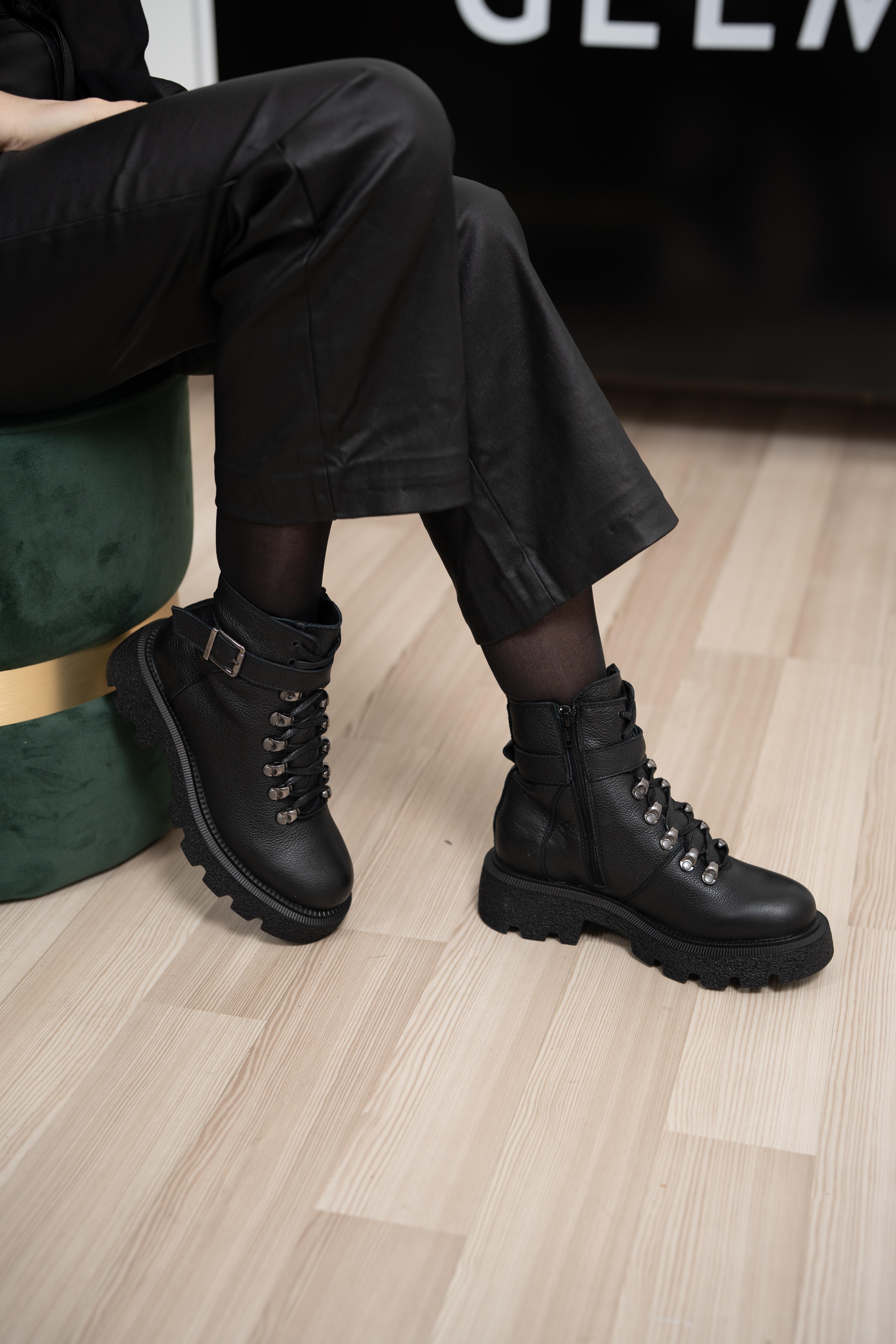 Ghete dama, Glemis, piele naturala - Cod: IB-920, Culoare: Negru Bizon, Marime: 38 (25.2 cm)