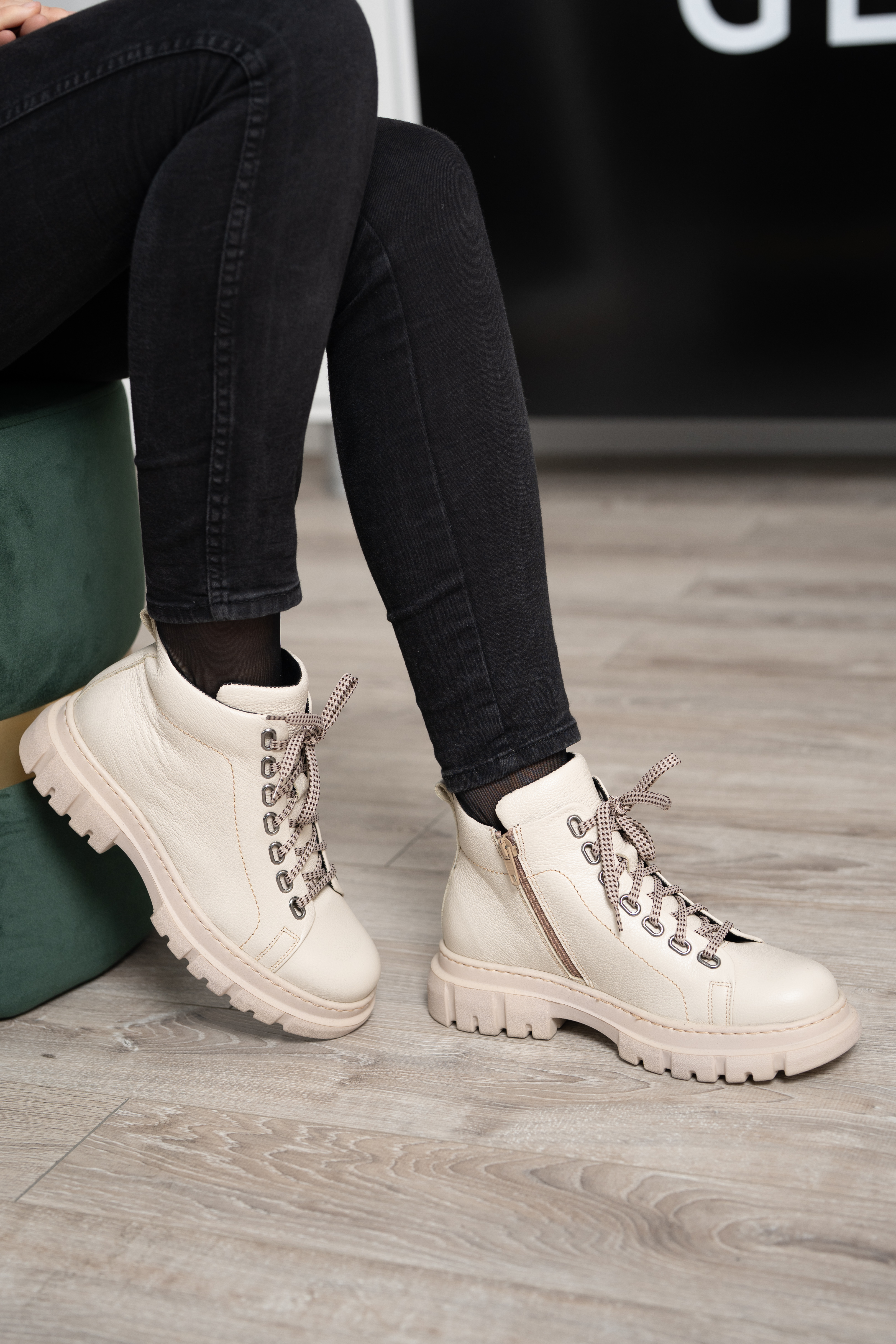 Ghete dama calapod lat, Glemis, piele naturala - Cod: Lejero, Culoare: Bej Bizon, Marime: 38 (24.8 cm)