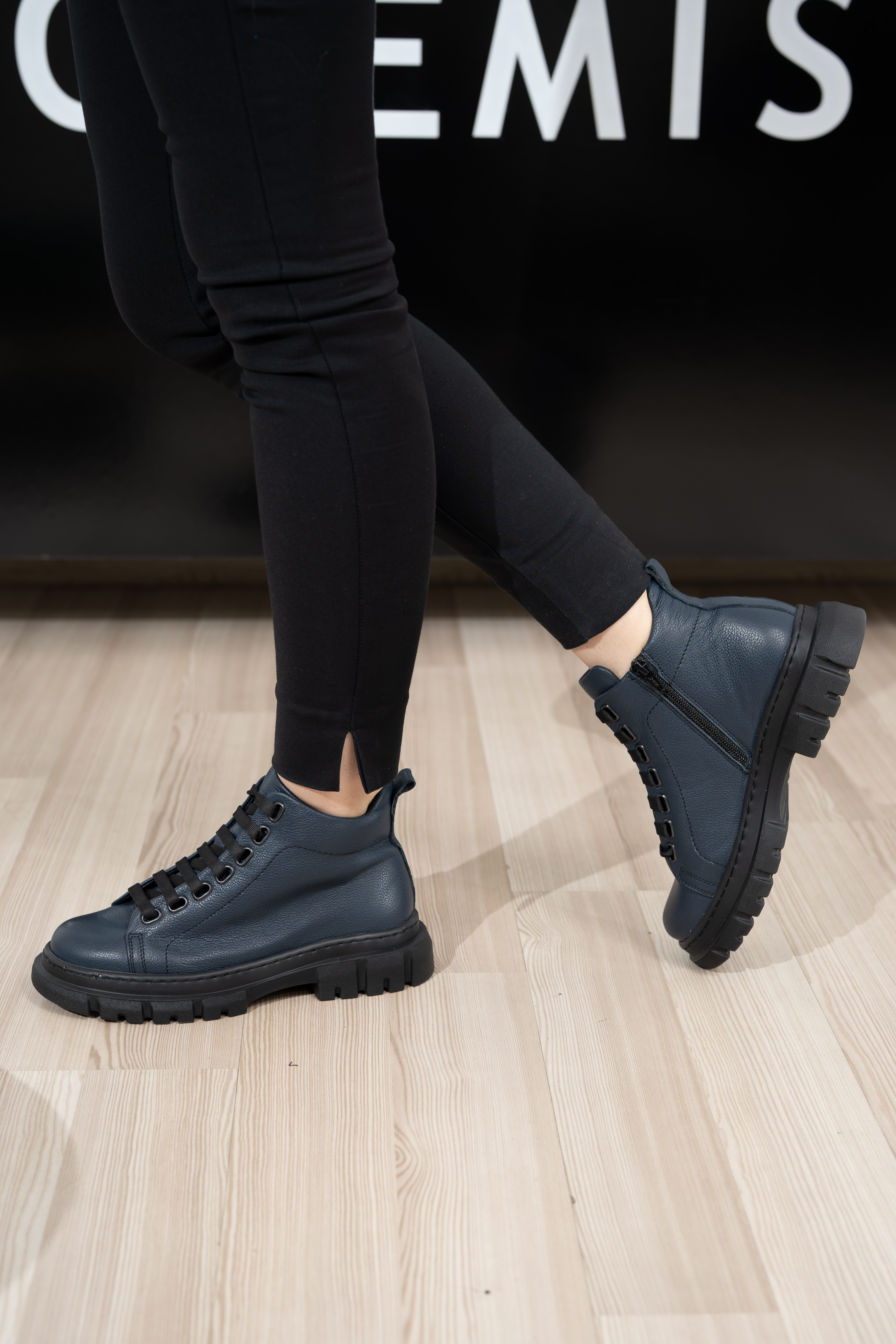 Ghete dama calapod lat, Glemis, piele naturala - Cod: Lejero, Culoare: Blue Bizon, Marime: 38 (24.8 cm)