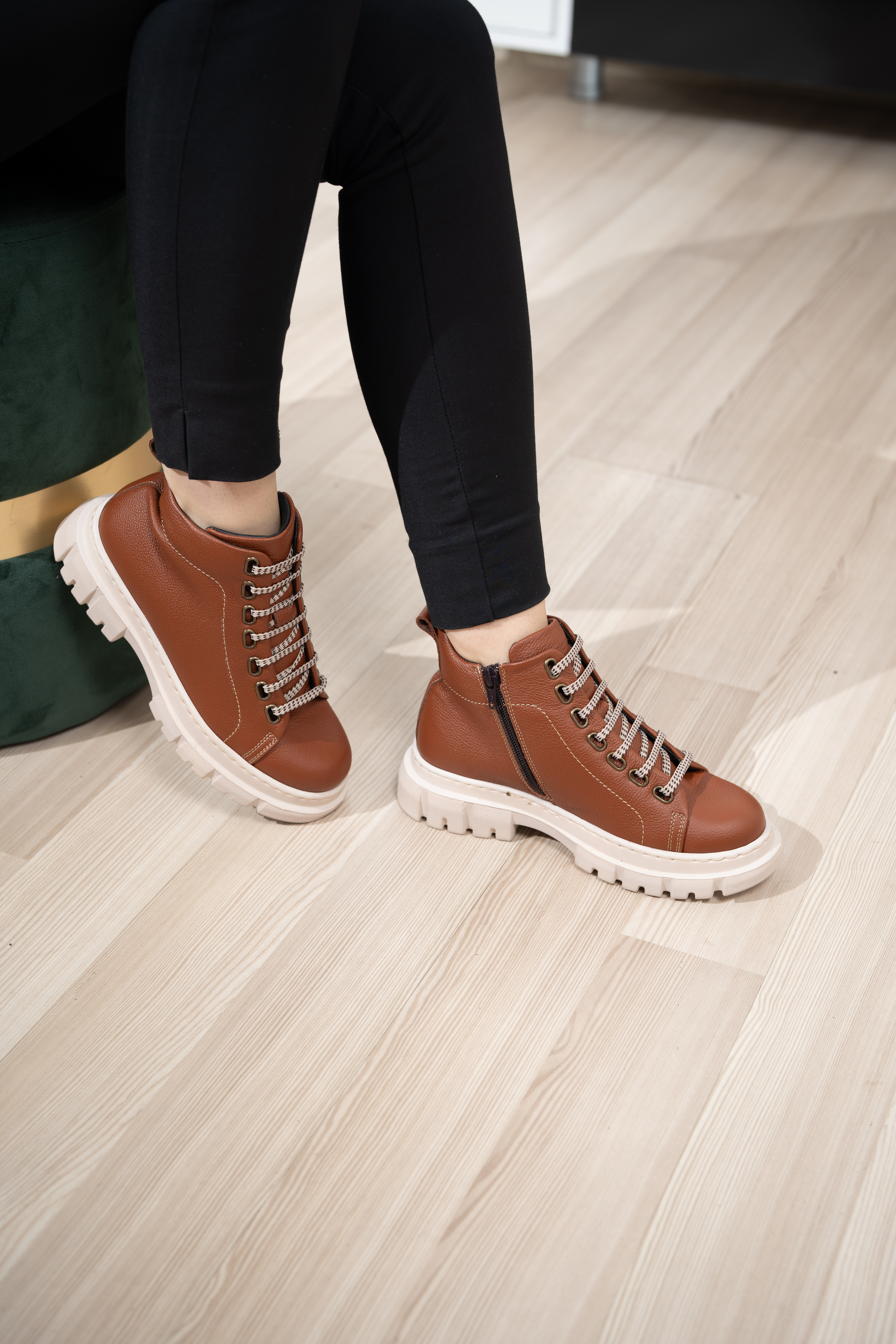 Ghete dama calapod lat, Glemis, piele naturala - Cod: Lejero, Culoare: Maro Bizon, Marime: 38 (24.8 cm)