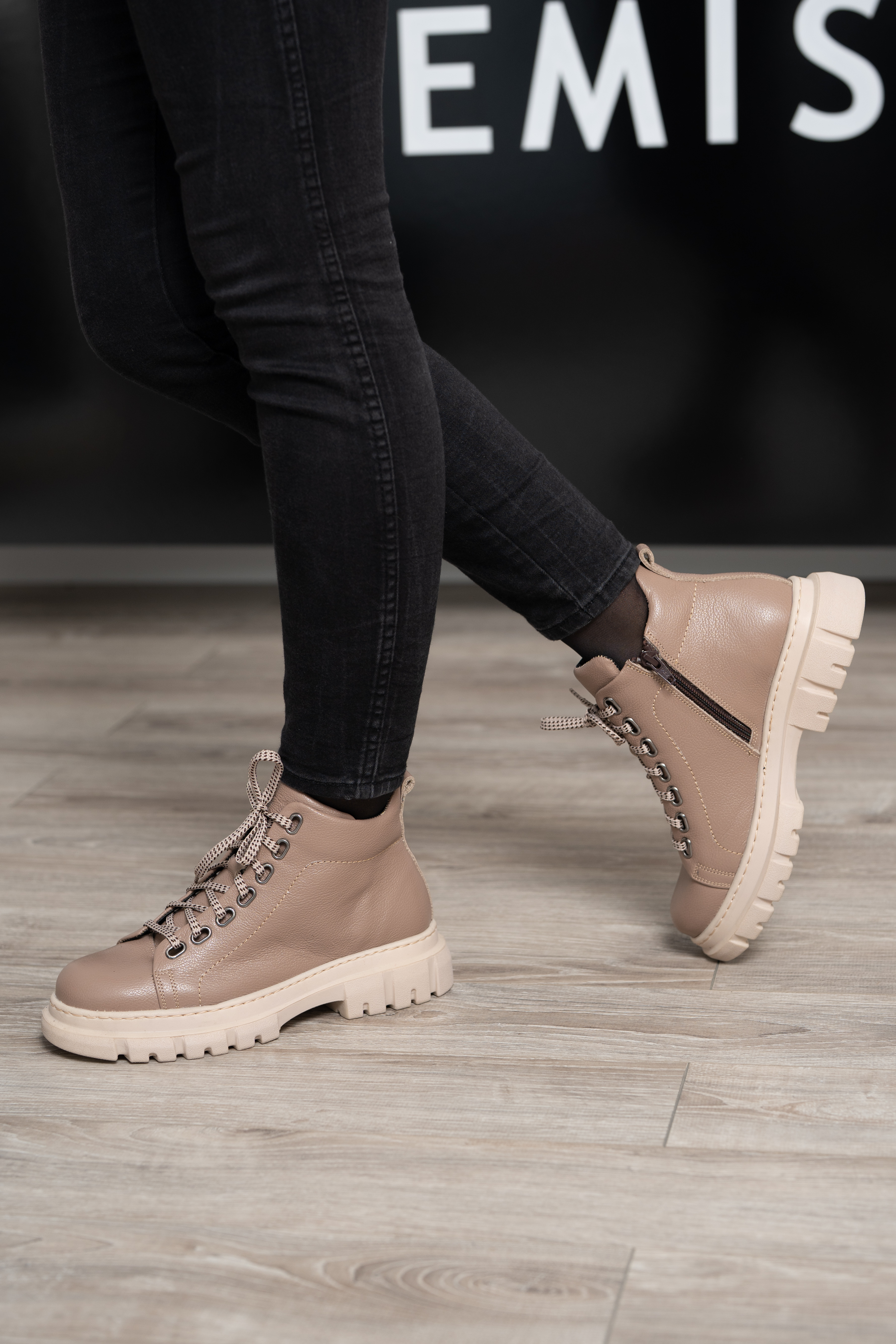 Ghete dama calapod lat, Glemis, piele naturala - Cod: Lejero, Culoare: Taupe Bizon, Marime: 38 (24.8 cm)