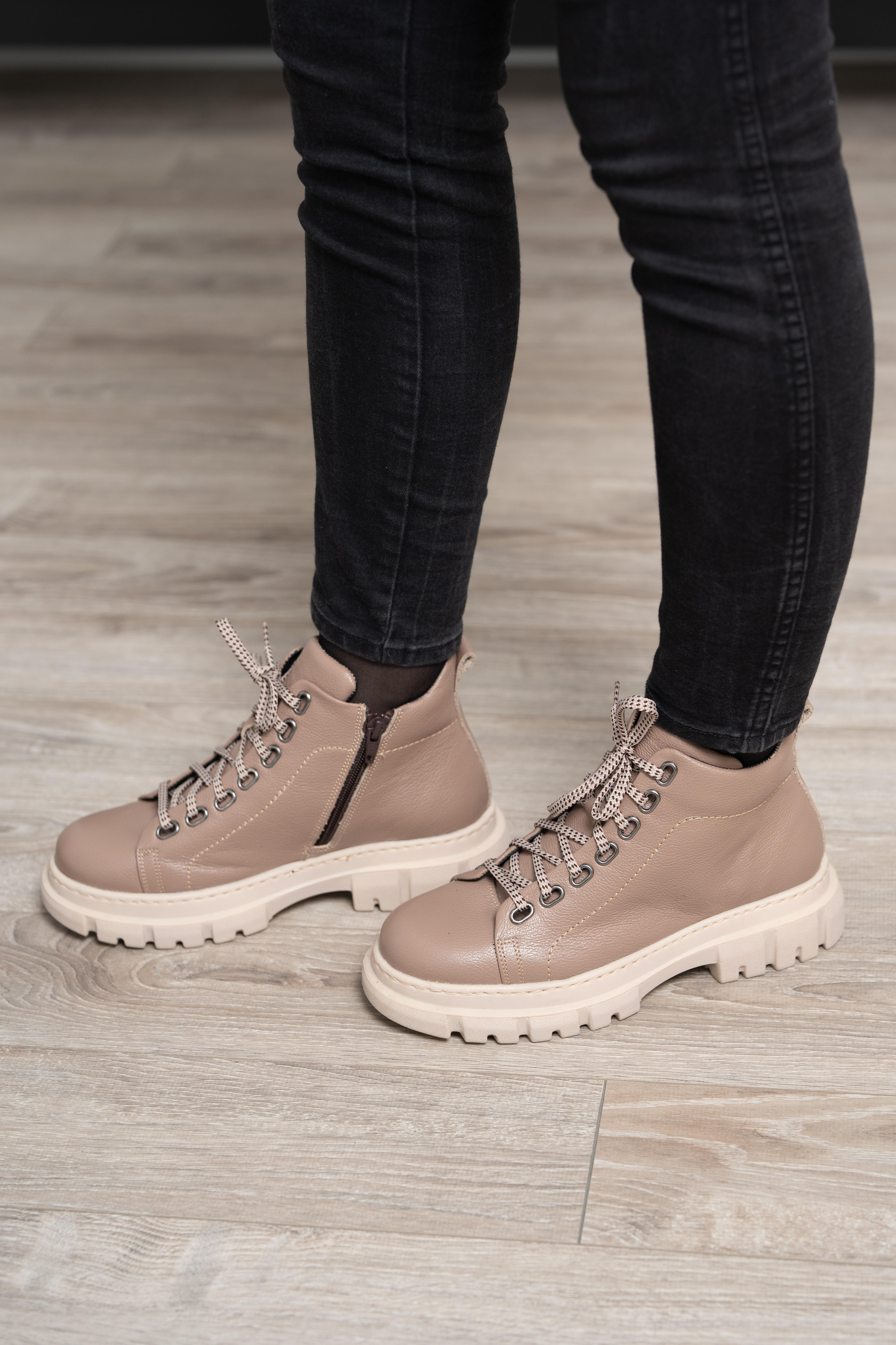 Ghete dama calapod lat, Glemis, piele naturala - Cod: Lejero, Culoare: Taupe Bizon, Marime: 38 (24.8 cm)