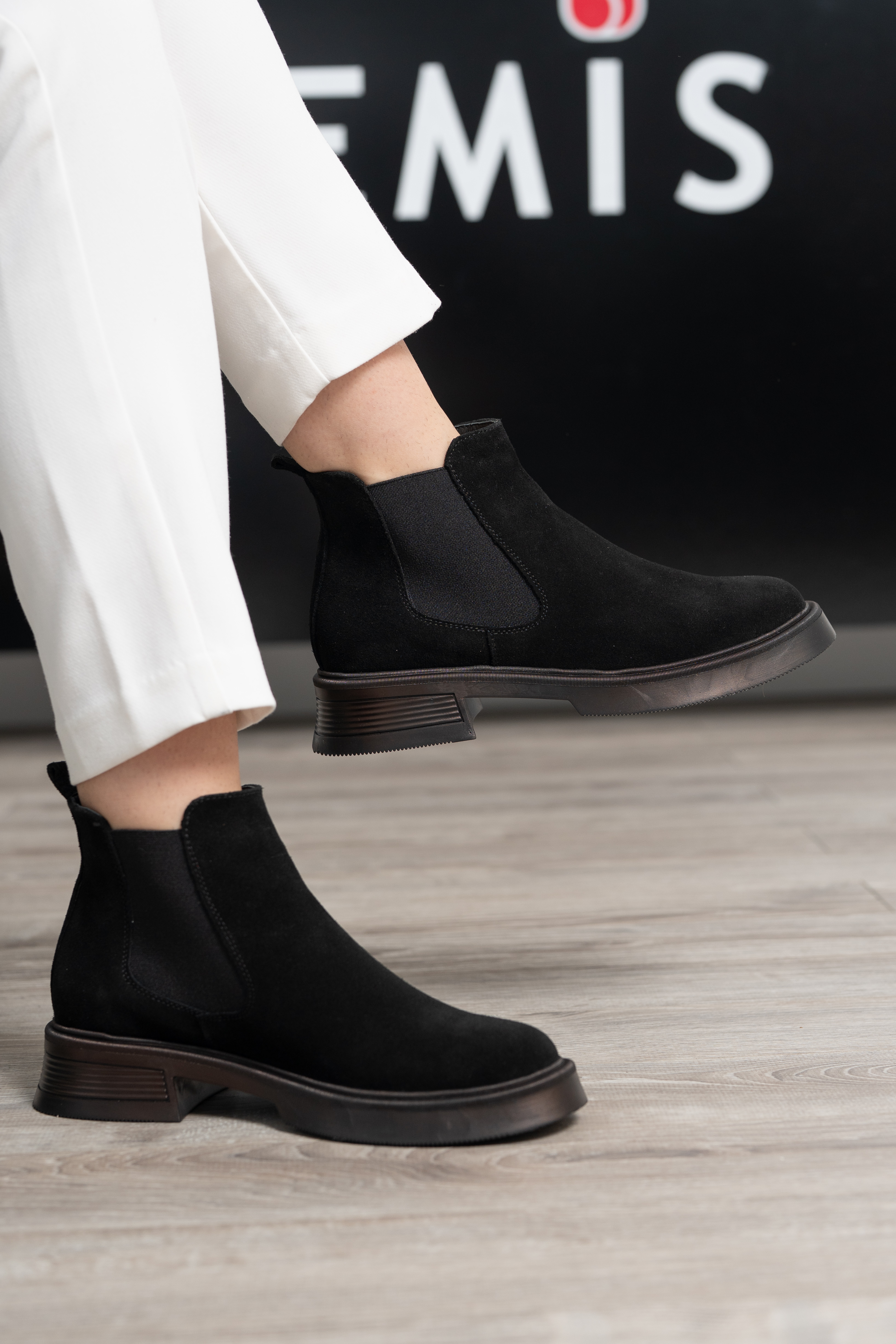 Ghete dama, Glemis, piele naturala - Cod: JD-cloe-1280, Culoare: Negru Velur, Marime: 38 (24.8 cm)