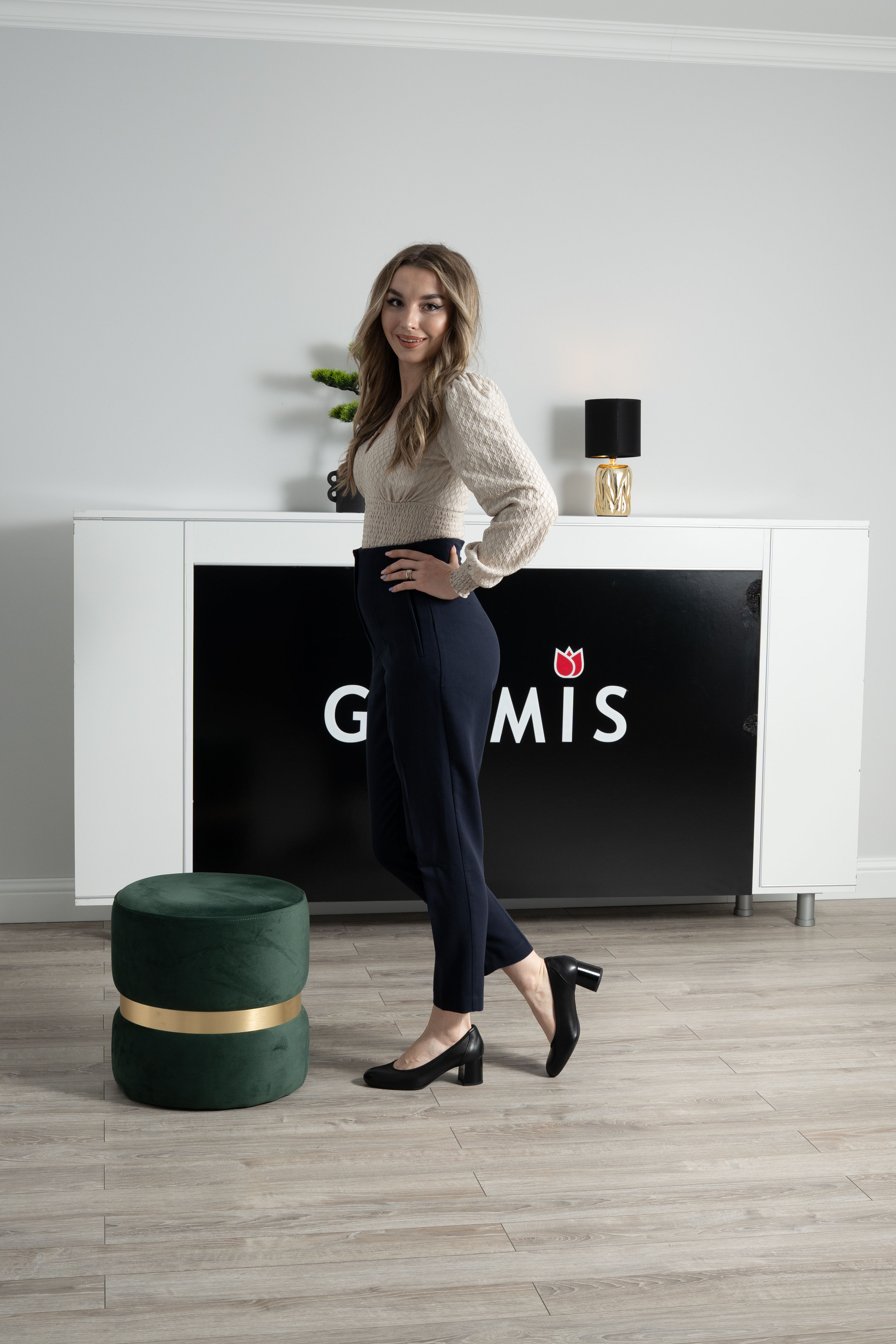 Pantofi dama eleganti, Glemis, piele naturala - Model: Siena, Culoare: Negru box, Marime: 35 (23 cm)