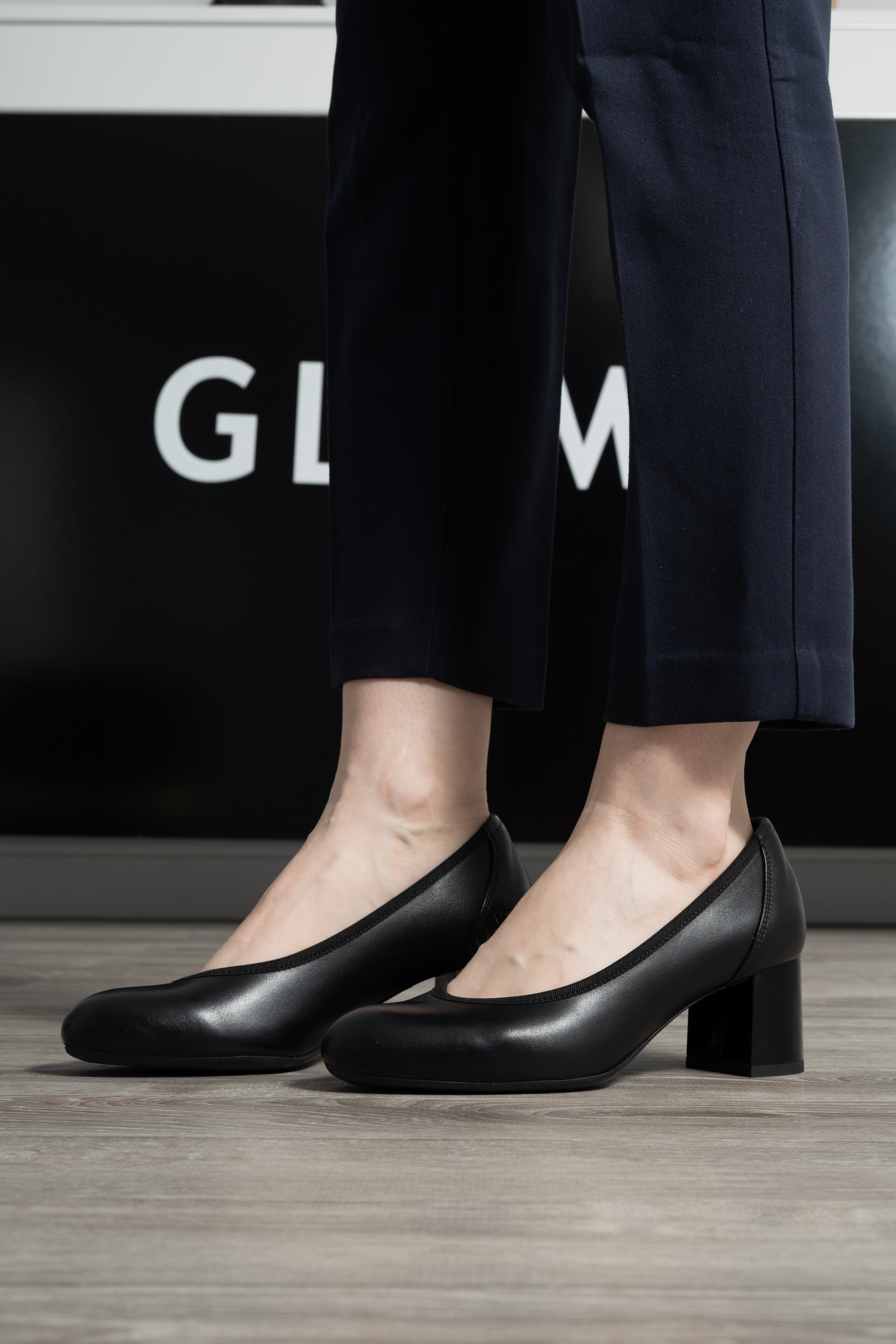 Pantofi dama eleganti, Glemis, piele naturala - Model: Siena, Culoare: Negru box, Marime: 35 (23 cm)