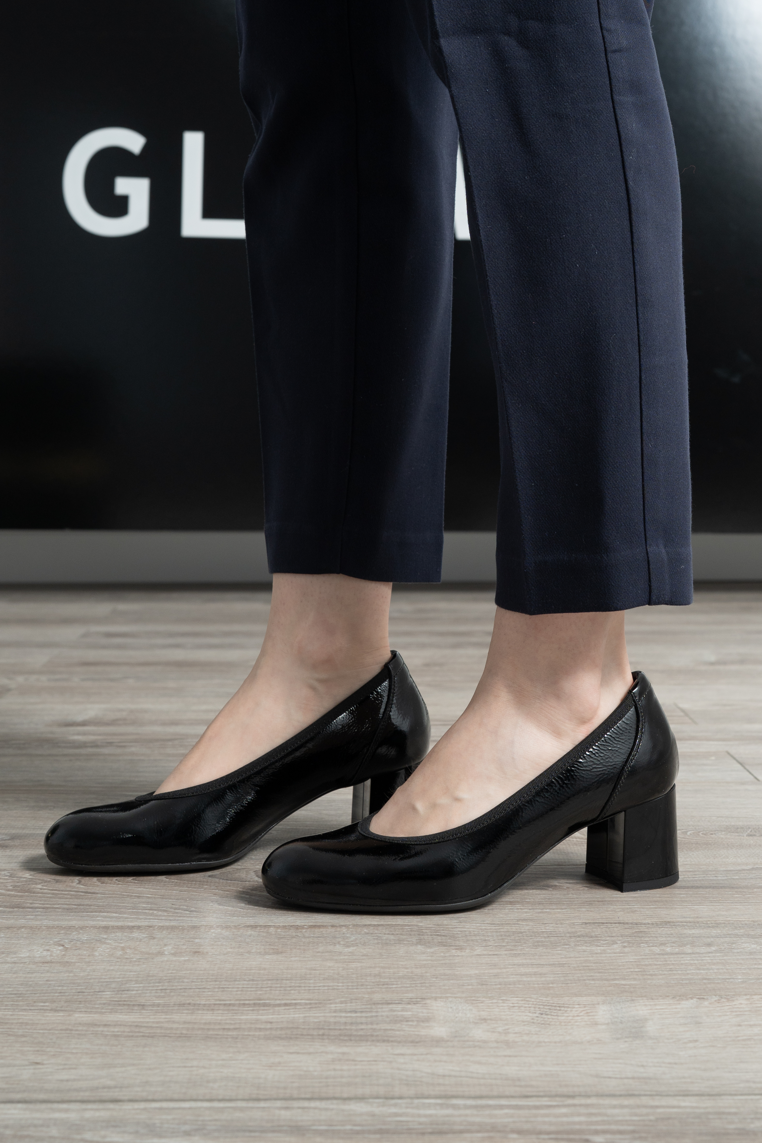 Pantofi dama eleganti, Glemis, piele naturala - Model: Siena, Culoare: Negru naplac, Marime: 38 (25 cm)
