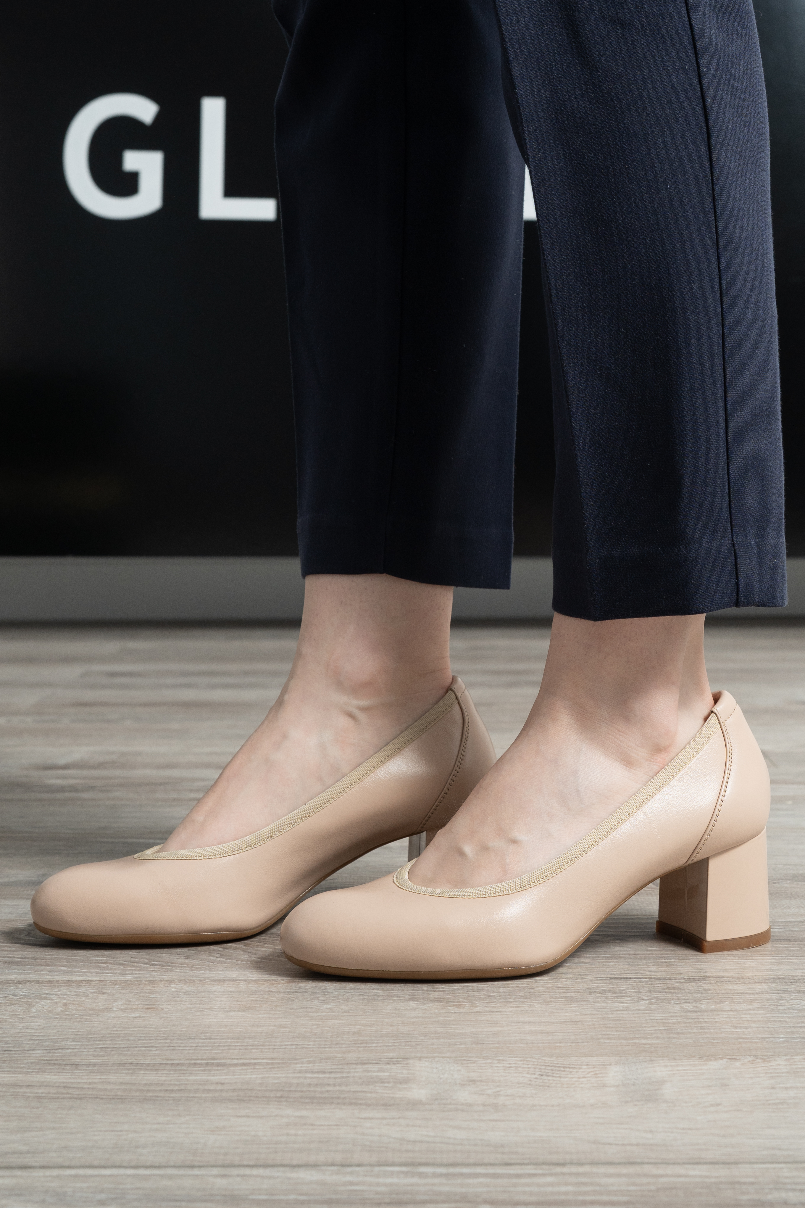 Pantofi dama eleganti, Glemis, piele naturala - Model: Siena, Culoare: Nude box, Marime: 35 (23 cm)