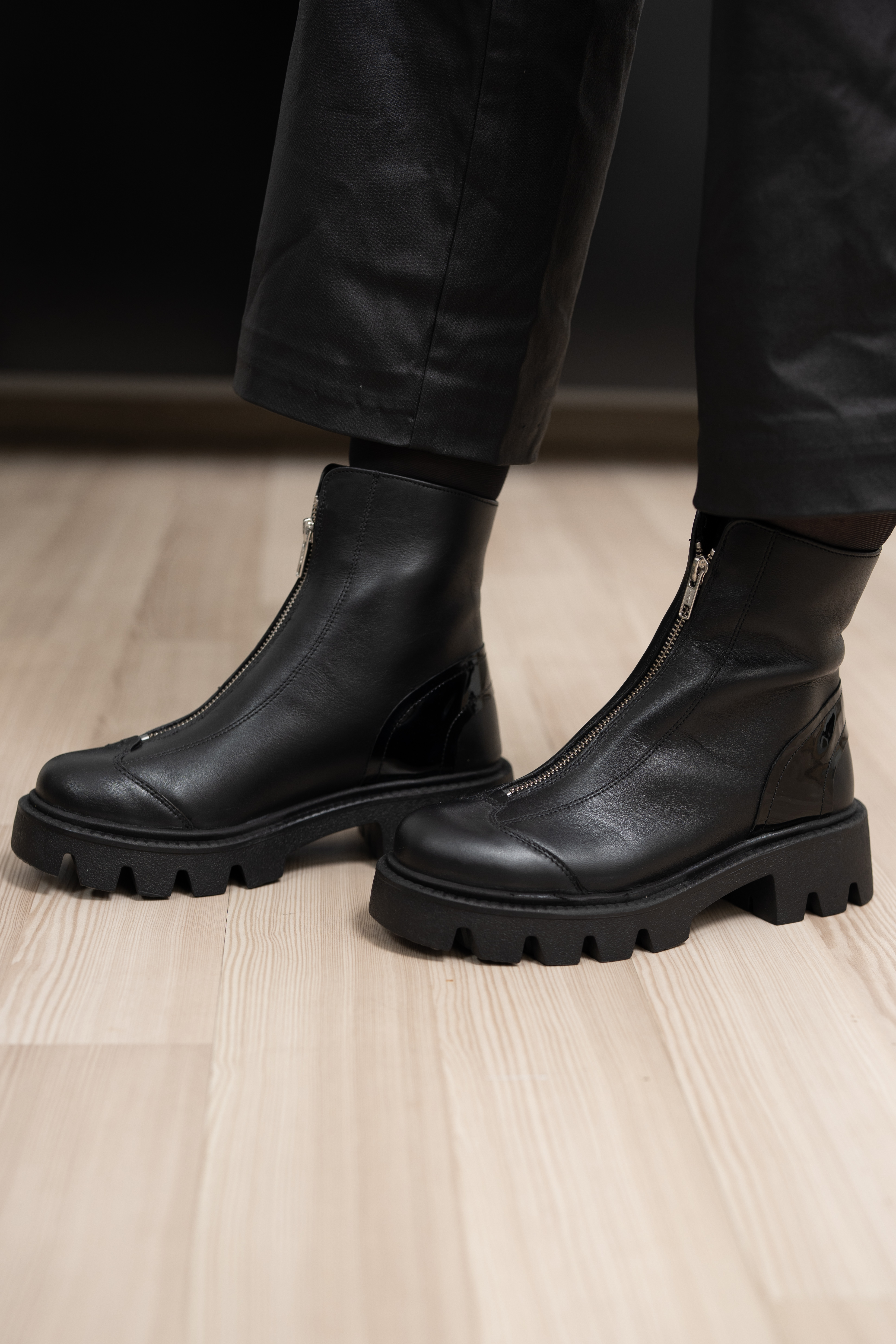 Ghete dama, Glemis, piele naturala - Cod: NE-363, Culoare: Negru Box, Marime: 38 (24.8 cm)