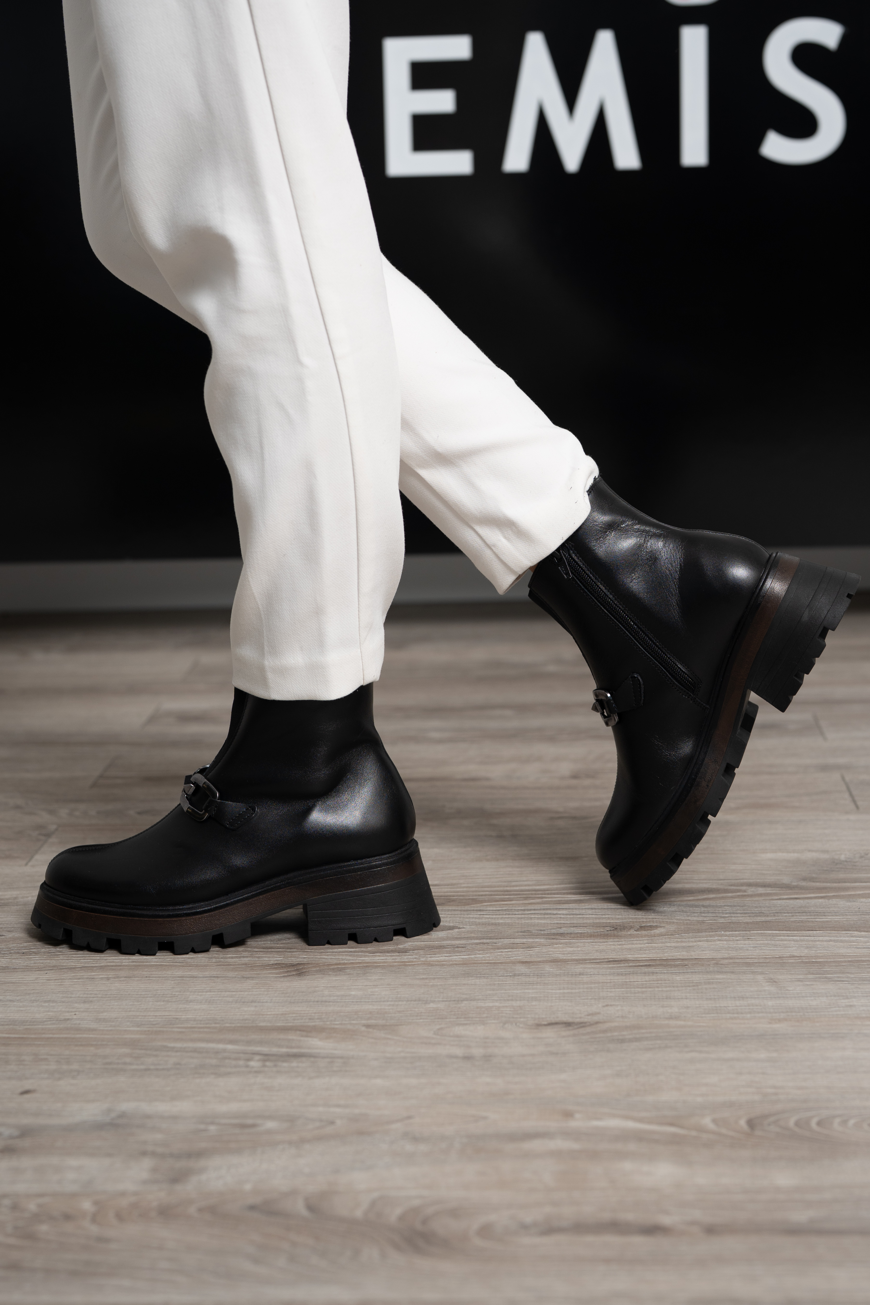 Ghete dama, Glemis, piele naturala - Cod: NE-429, Culoare: Negru Box, Marime: 38 (25.3 cm)