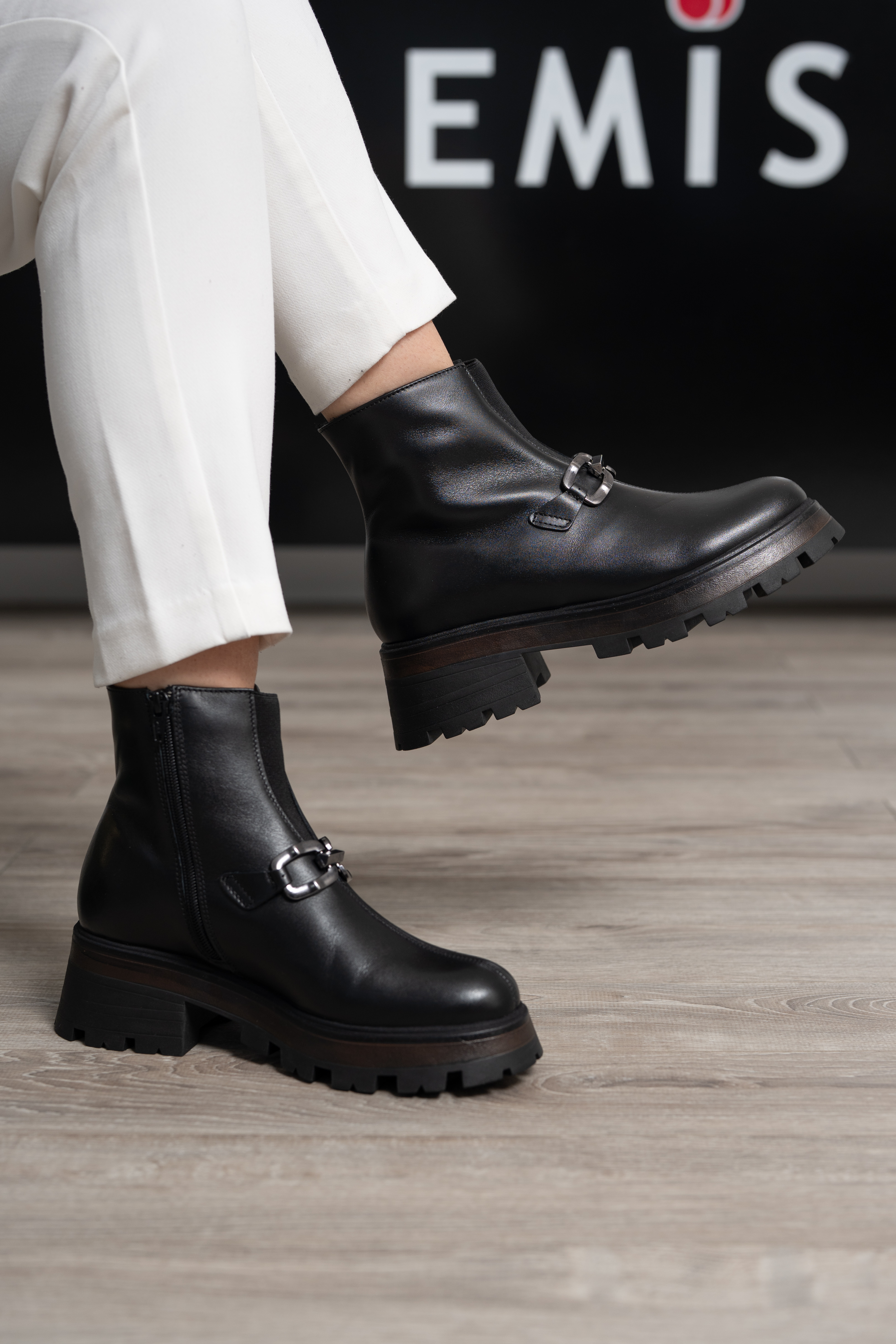 Ghete dama, Glemis, piele naturala - Cod: NE-429, Culoare: Negru Box, Marime: 38 (25.3 cm)