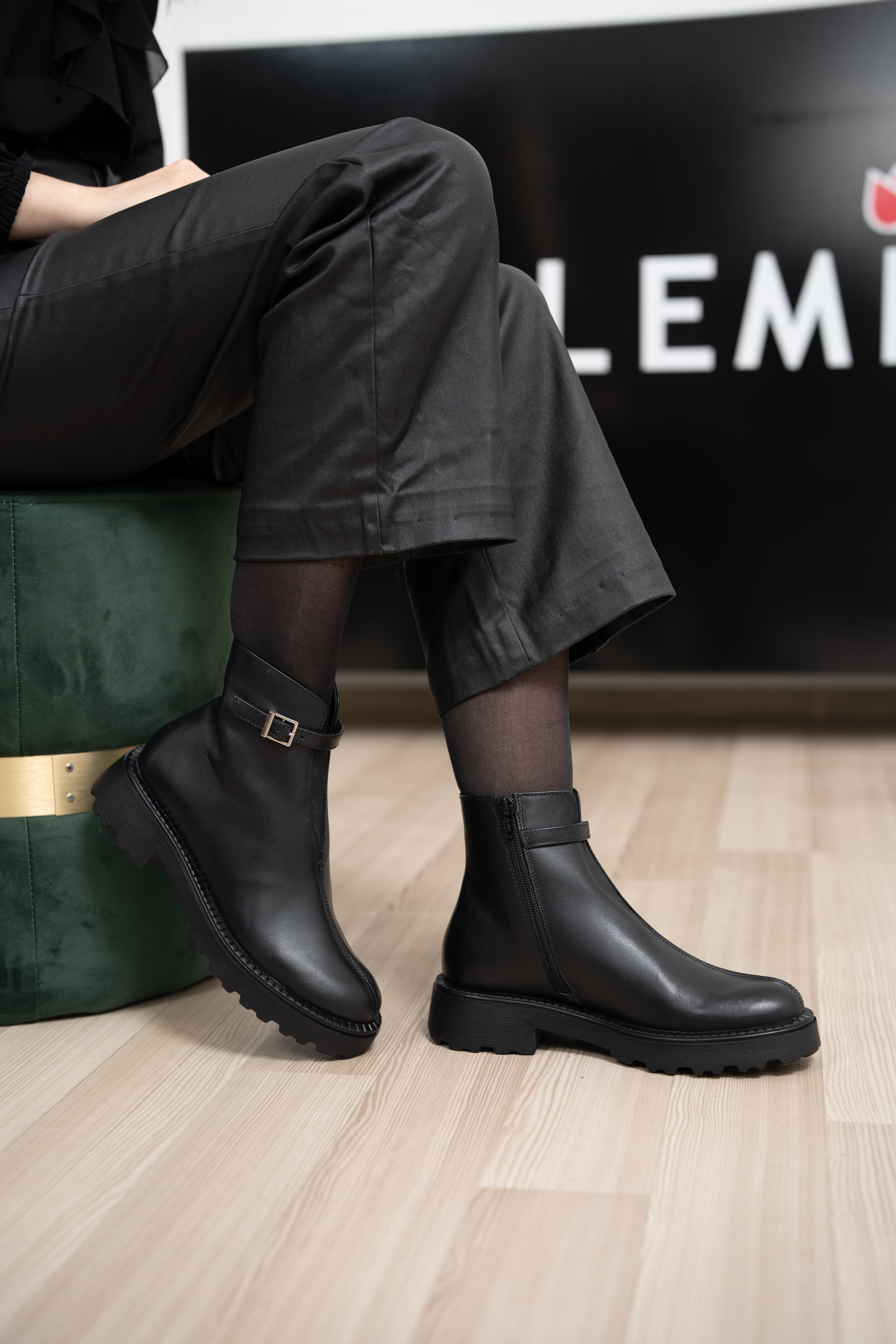 Ghete dama, Glemis, piele naturala - Cod: NE-430, Culoare: Negru Box, Marime: 38 (25.3 cm)