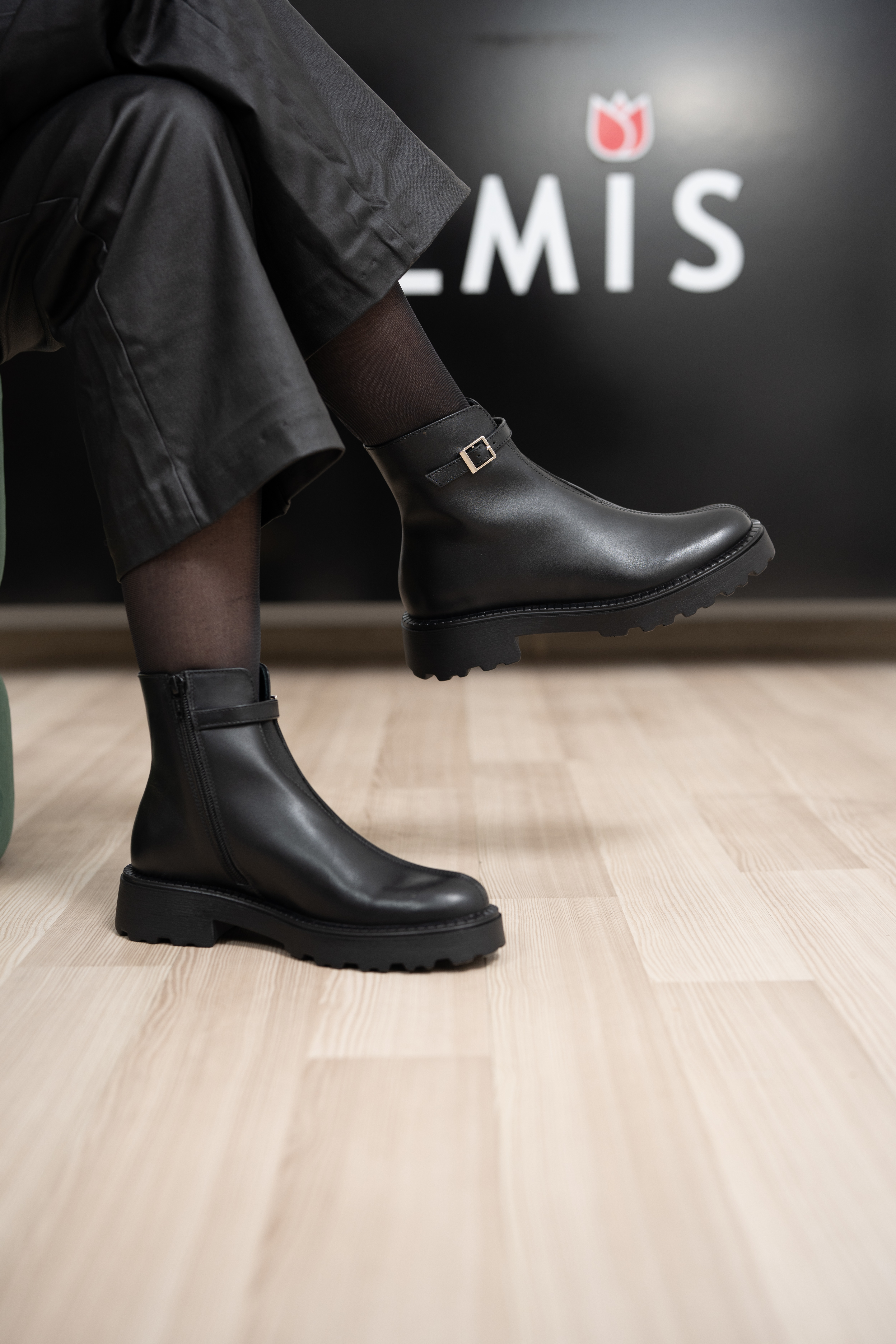 Ghete dama, Glemis, piele naturala - Cod: NE-430, Culoare: Negru Box, Marime: 38 (25.3 cm)