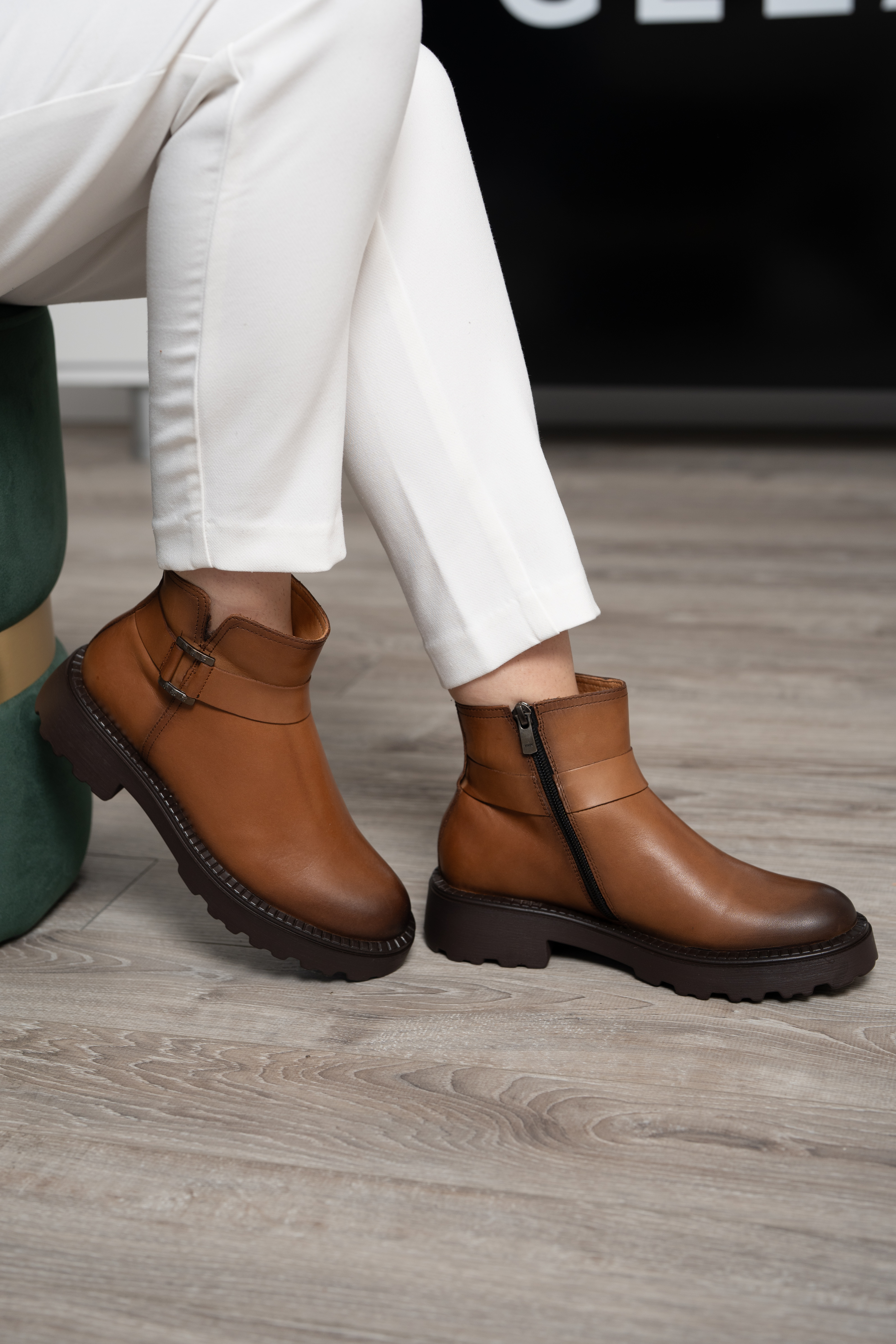 Ghete dama, Glemis, piele naturala - Cod: NE-434, Culoare: Maro Box, Marime: 38 (25.2 cm)