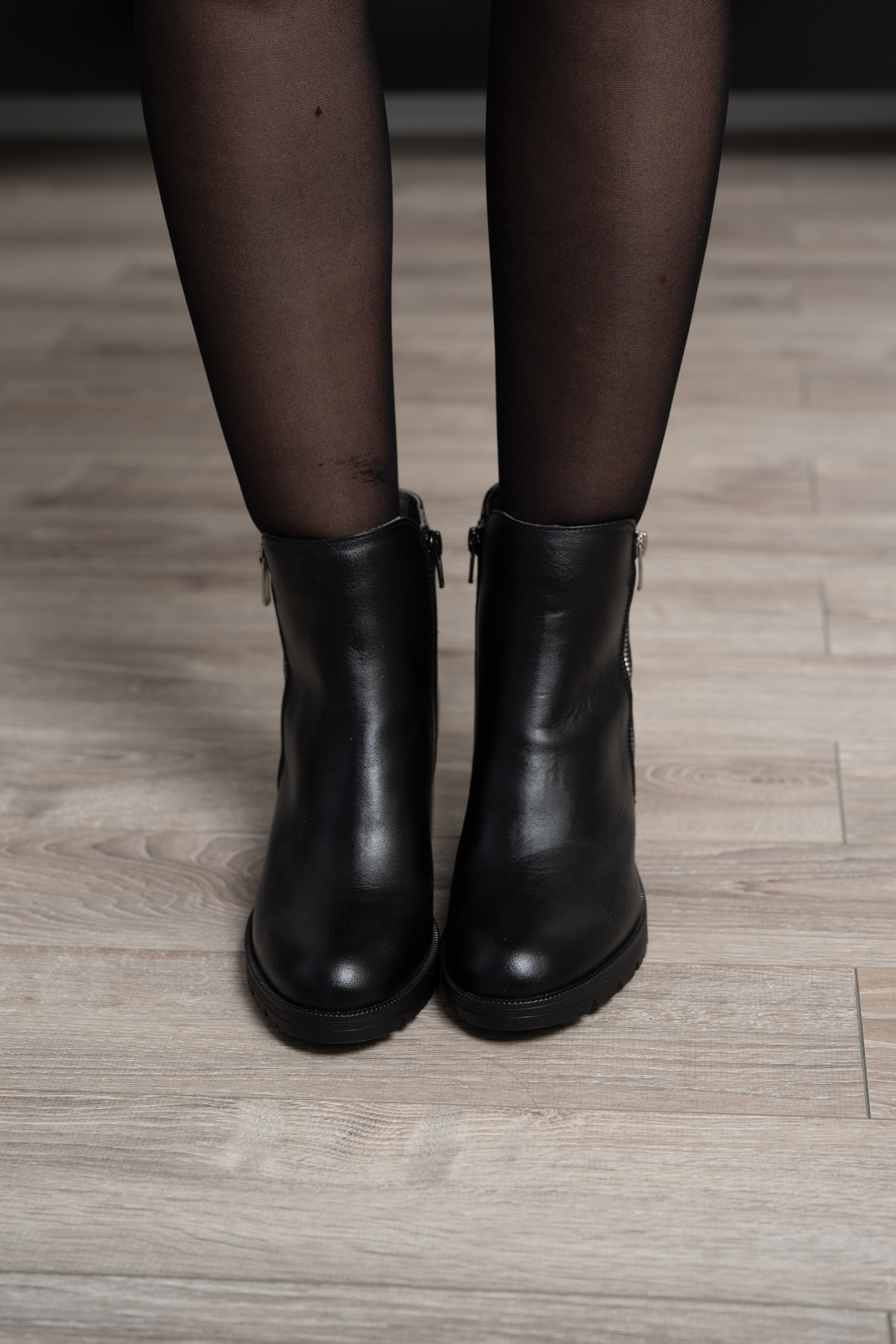 Ghete dama clasic, Glemis, piele naturala - Cod: PS-athena-160, Culoare: Negru Box, Marime: 38 (24.6 cm)
