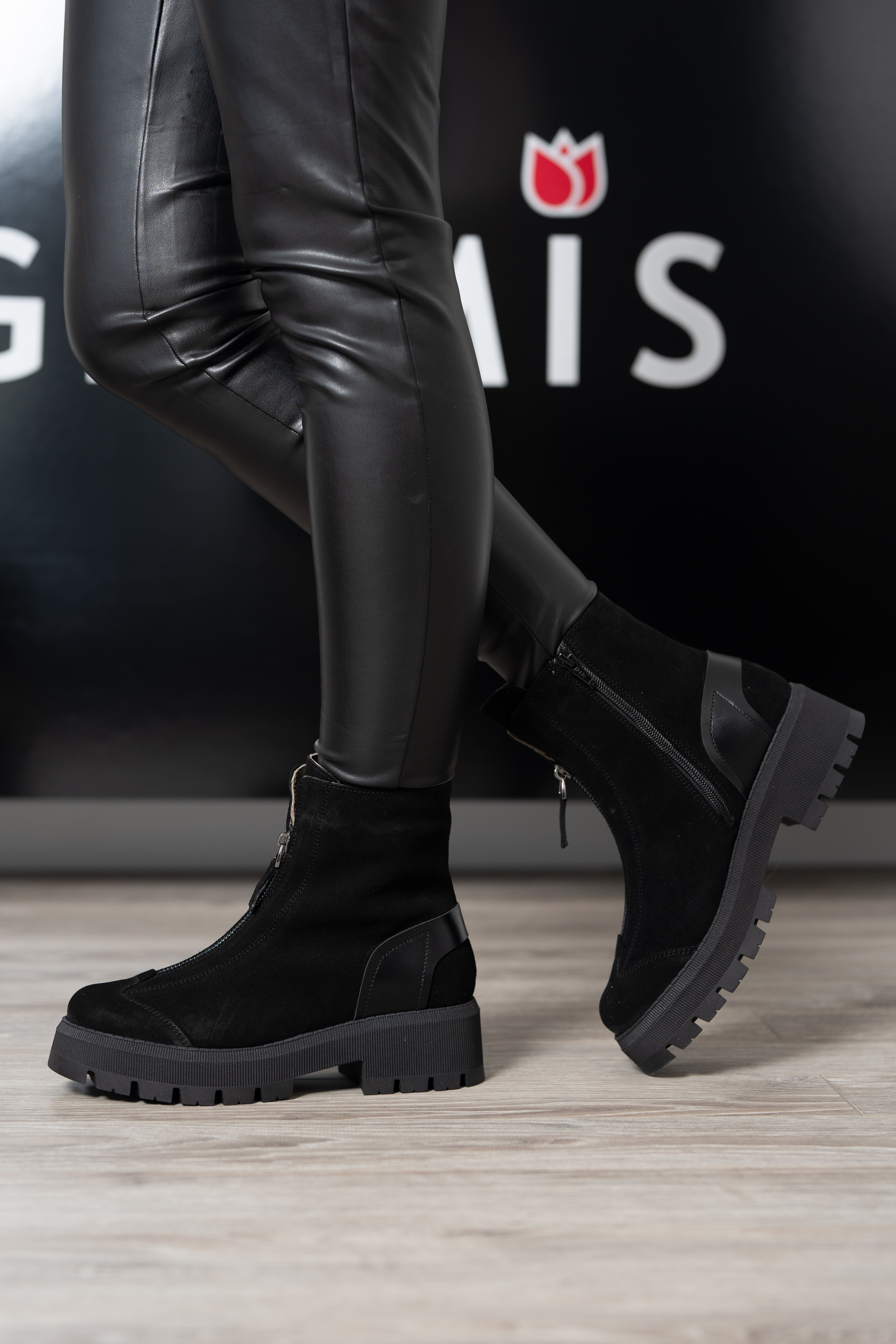 Ghete dama premium, Glemis, piele naturala intoarsa - Cod: PS-1075-V, Culoare: Negru, Marime: 38