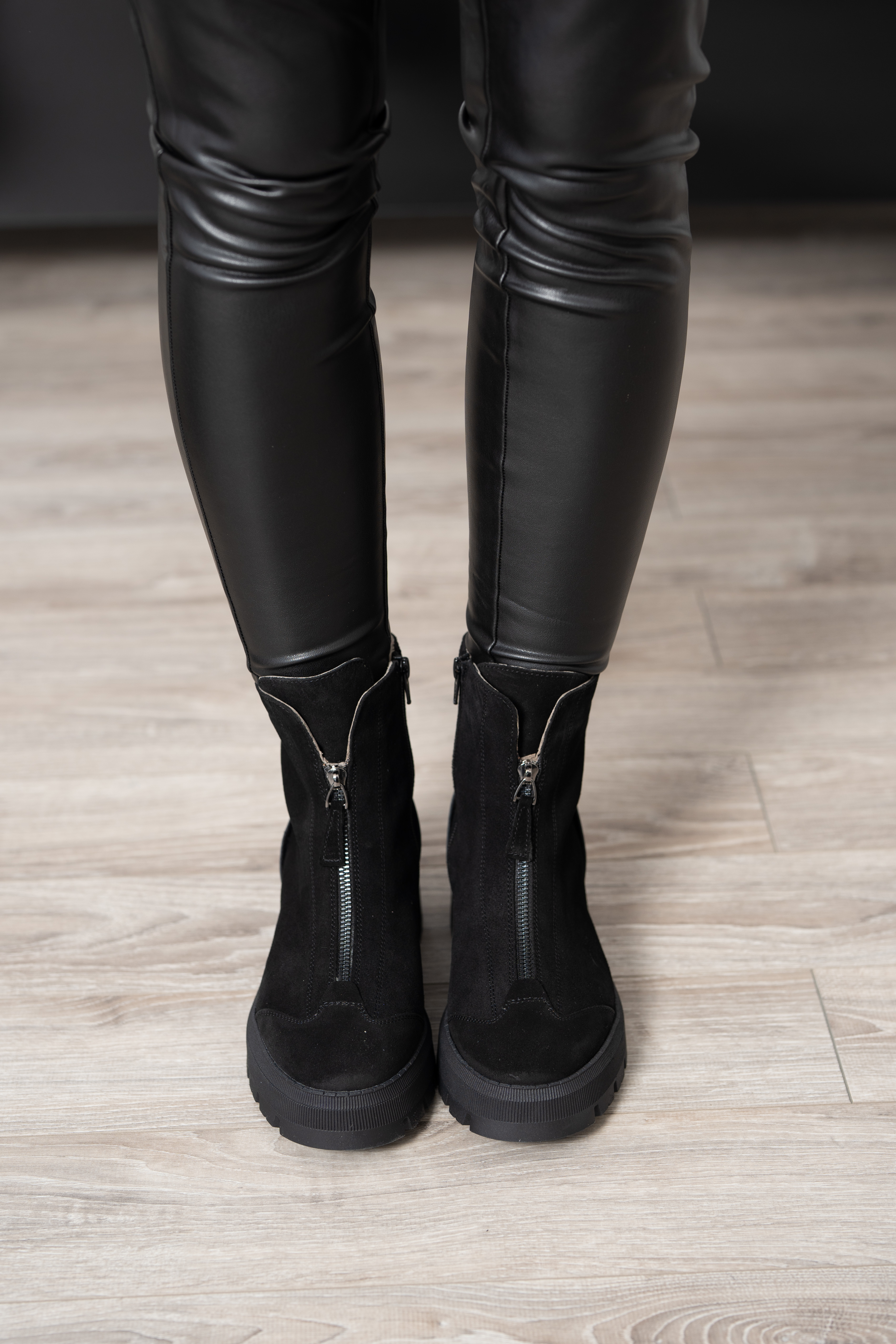 Ghete dama premium, Glemis, piele naturala intoarsa - Cod: PS-1075-V, Culoare: Negru, Marime: 38