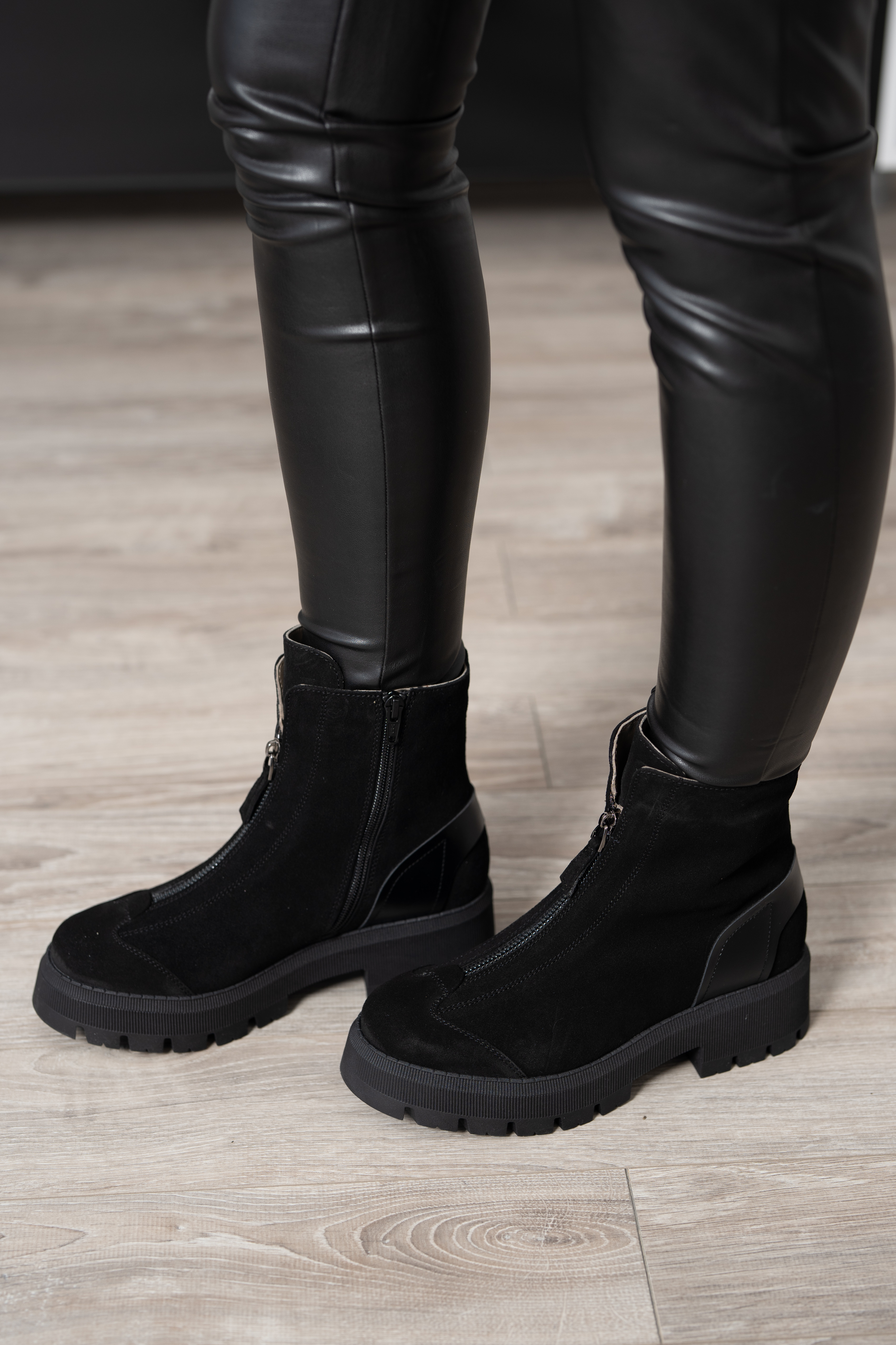 Ghete dama premium, Glemis, piele naturala intoarsa - Cod: PS-1075-V, Culoare: Negru, Marime: 38