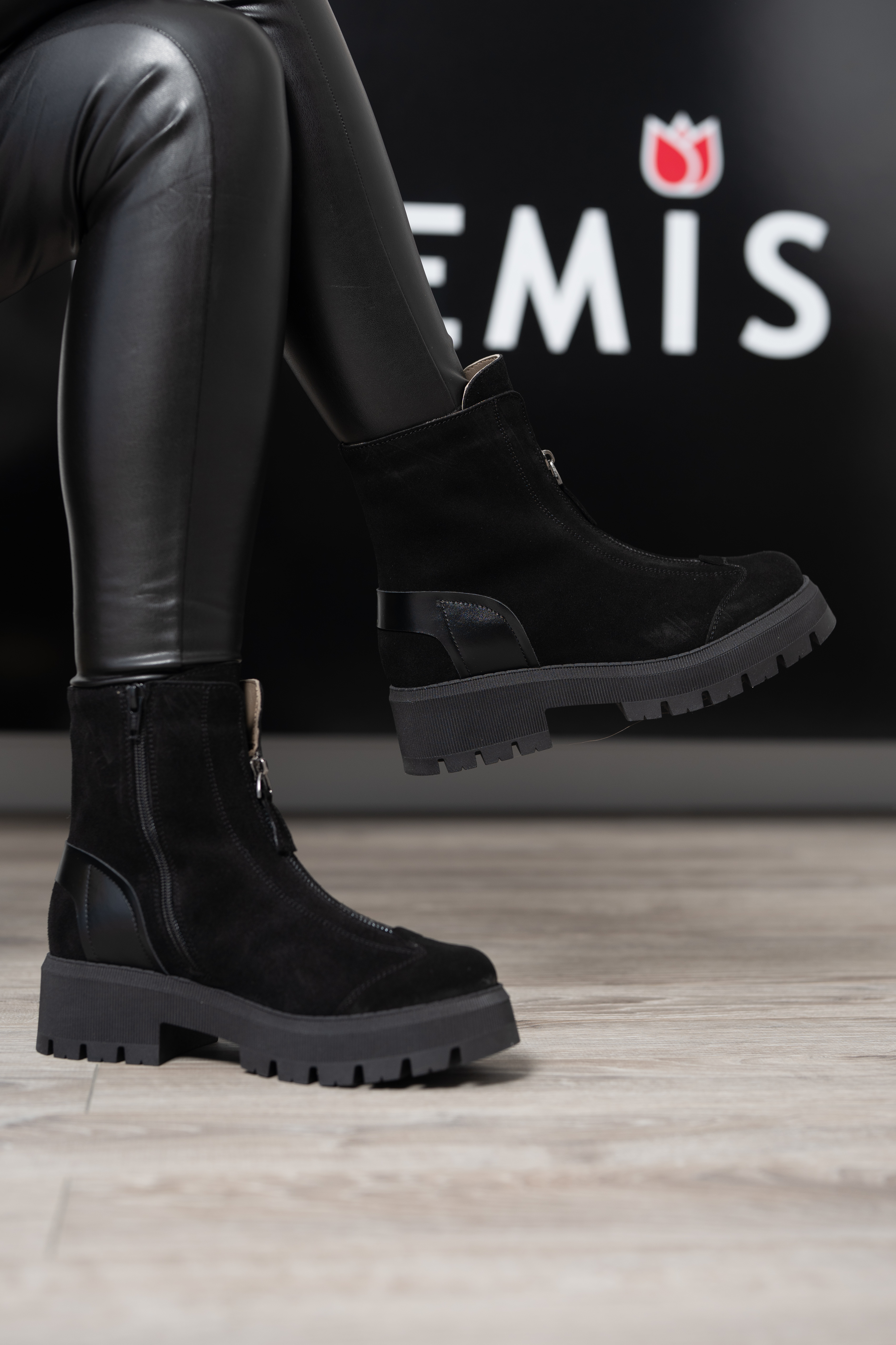 Ghete dama premium, Glemis, piele naturala intoarsa - Cod: PS-1075-V, Culoare: Negru, Marime: 38