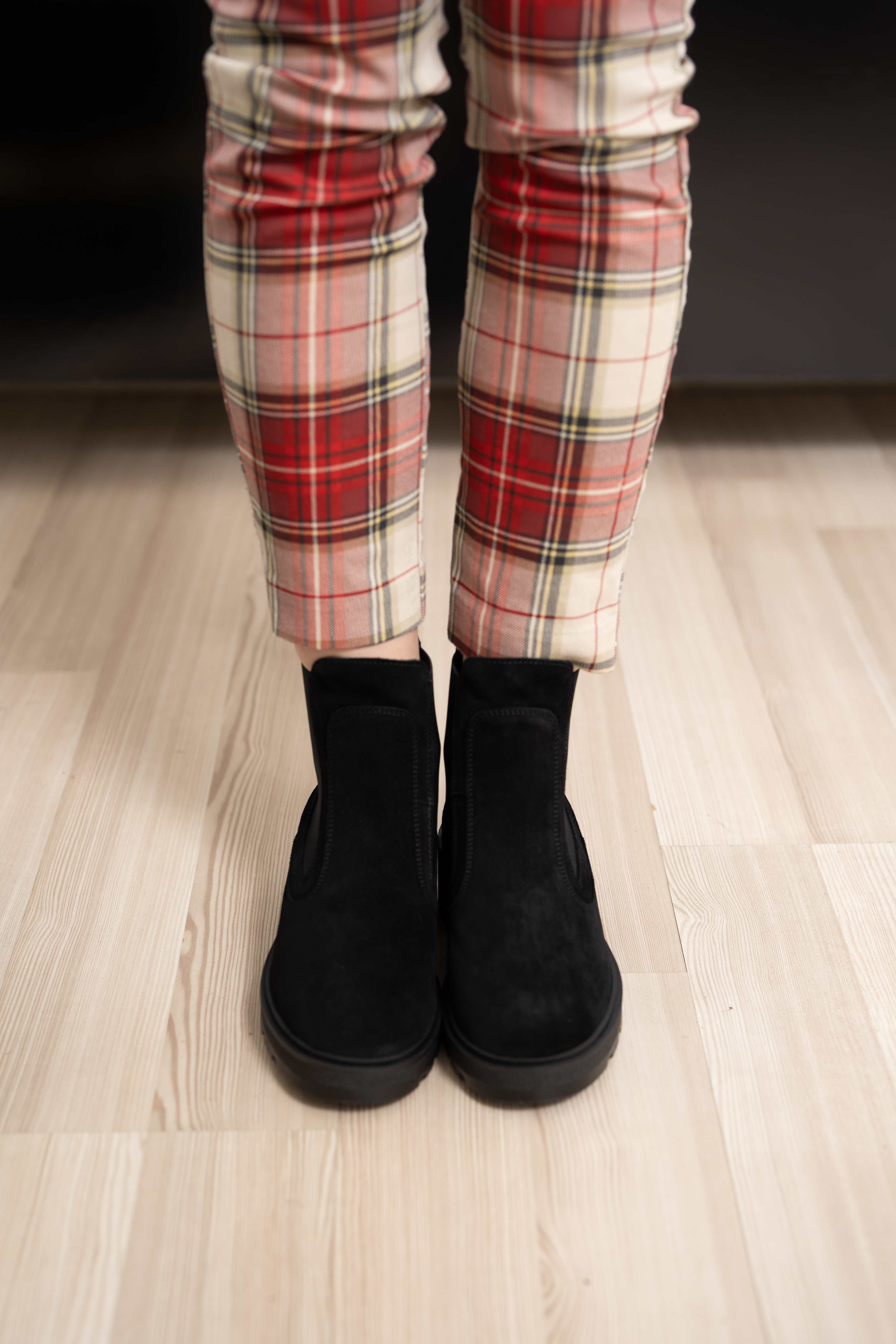 Ghete dama, Glemis, piele naturala - Model: PS-olivia-200, Culoare: Negru Velur, Marime: 38 (24.6 cm)